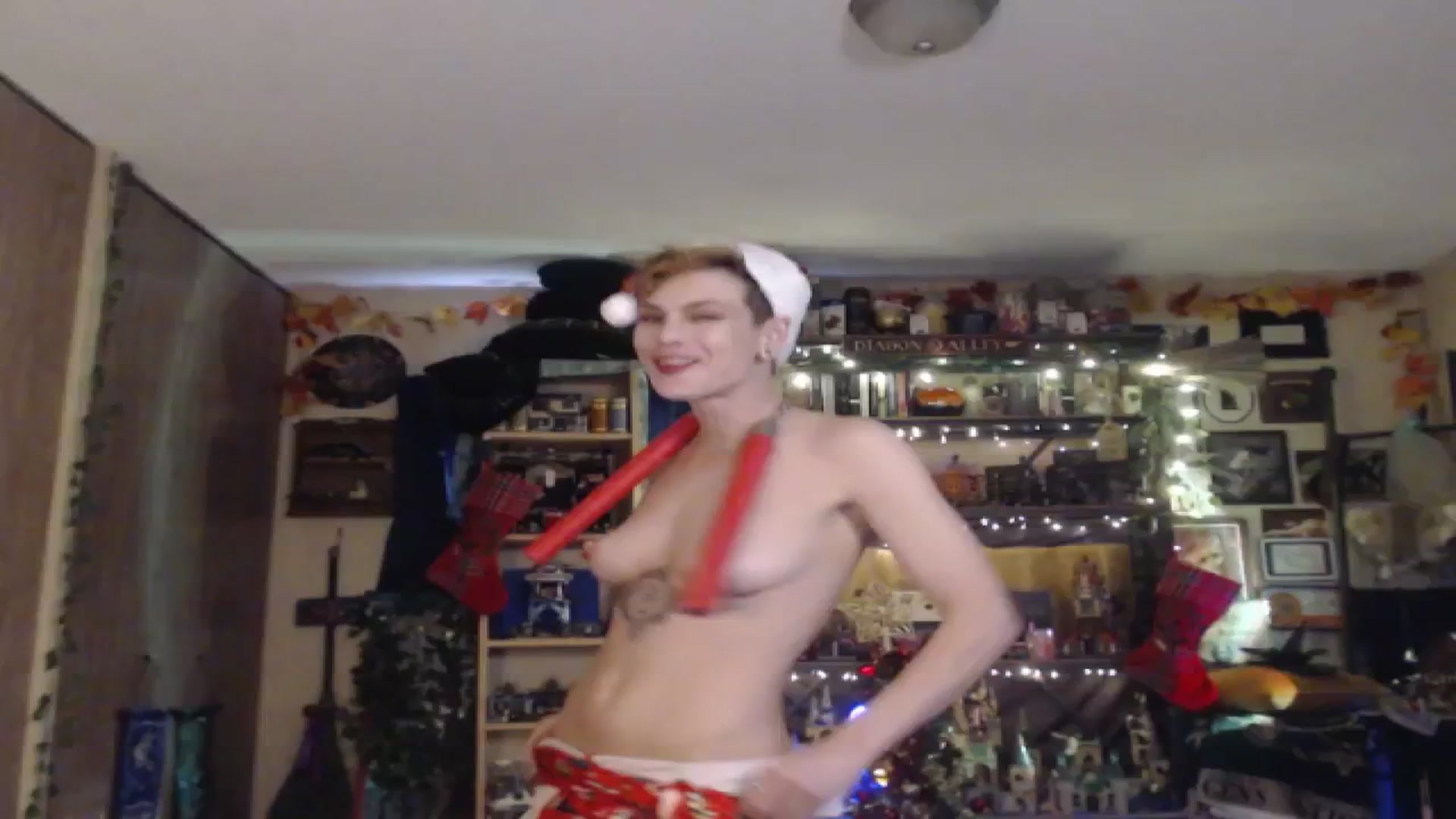 Gallery image thumbnail from Ancored's myfreecams stream on, 12/24/2024, 22:43 image 6 of 20
