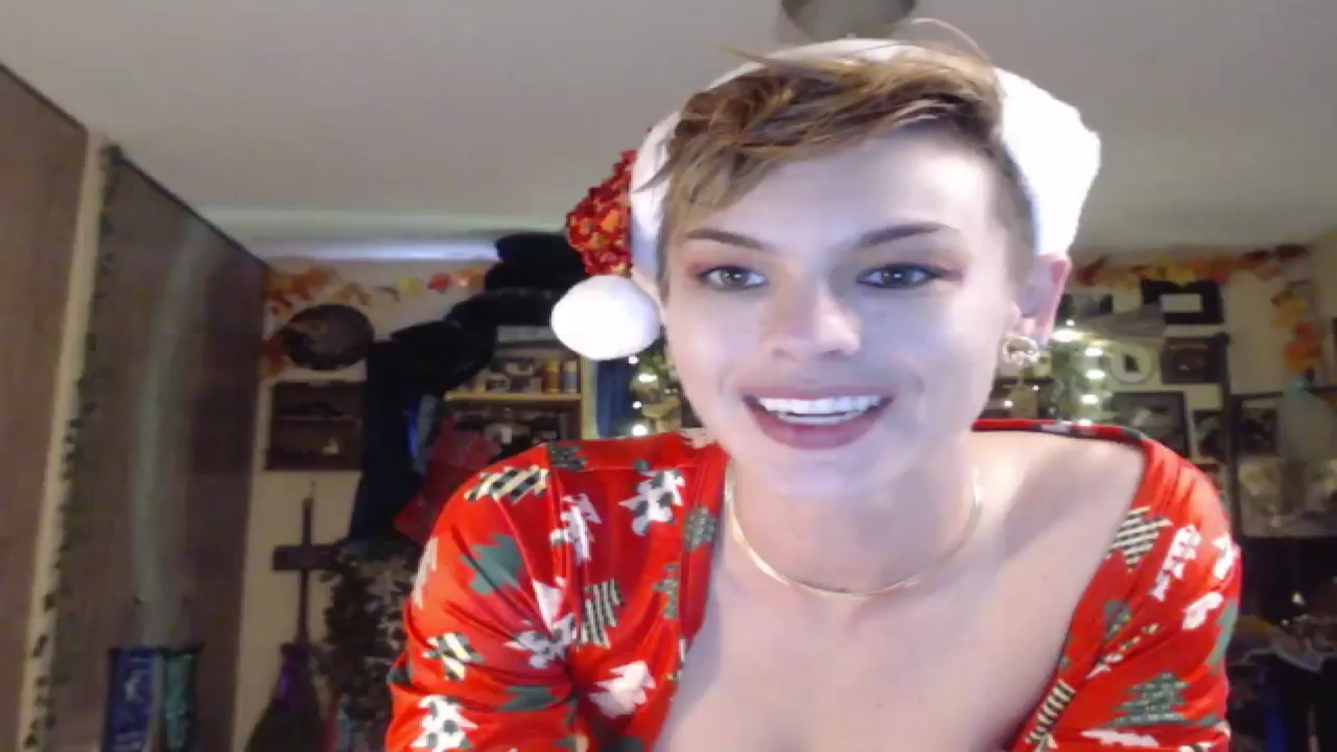 Gallery image thumbnail from Ancored's myfreecams stream on, 12/24/2024, 22:43 image 1 of 20
