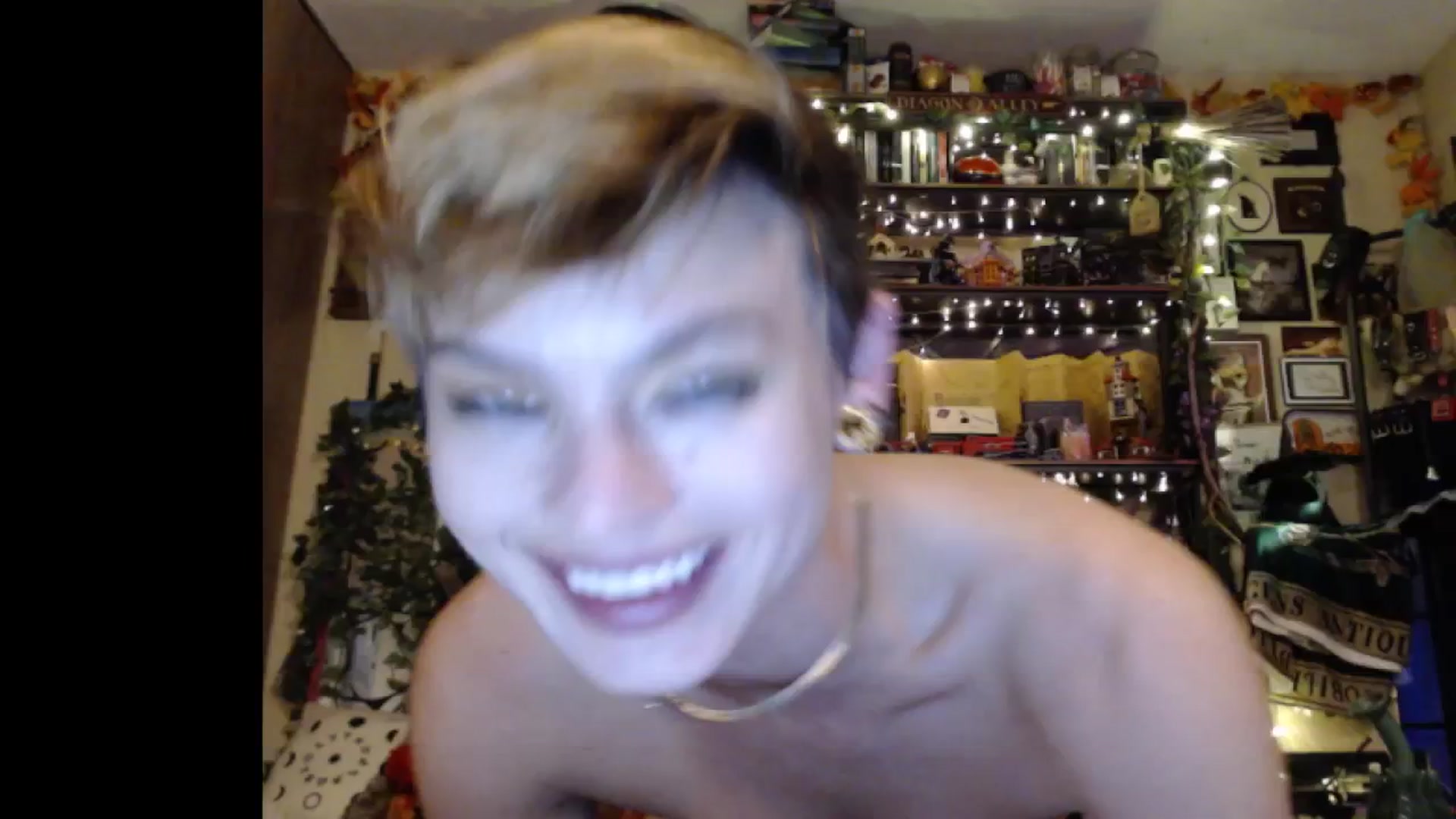 Gallery image thumbnail from Ancored's myfreecams stream on, 01/07/2025, 01:31 image 19 of 20