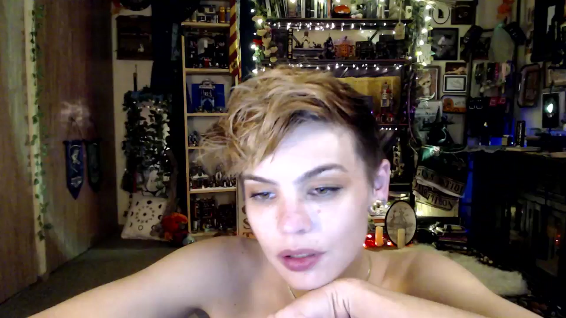 Gallery image thumbnail from Ancored's myfreecams stream on, 01/09/2025, 01:30 image 10 of 20