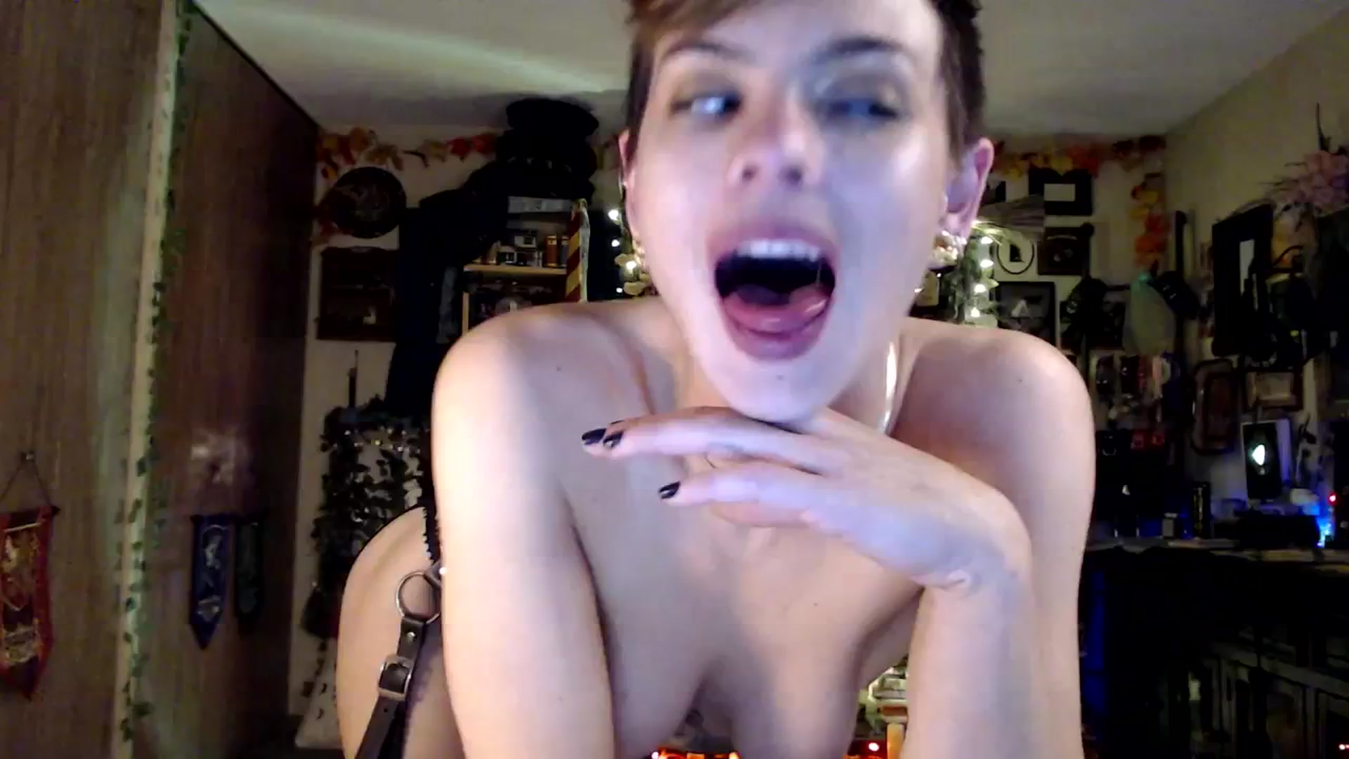 Gallery image thumbnail from Ancored's myfreecams stream on, 01/09/2025, 03:16 image 4 of 20