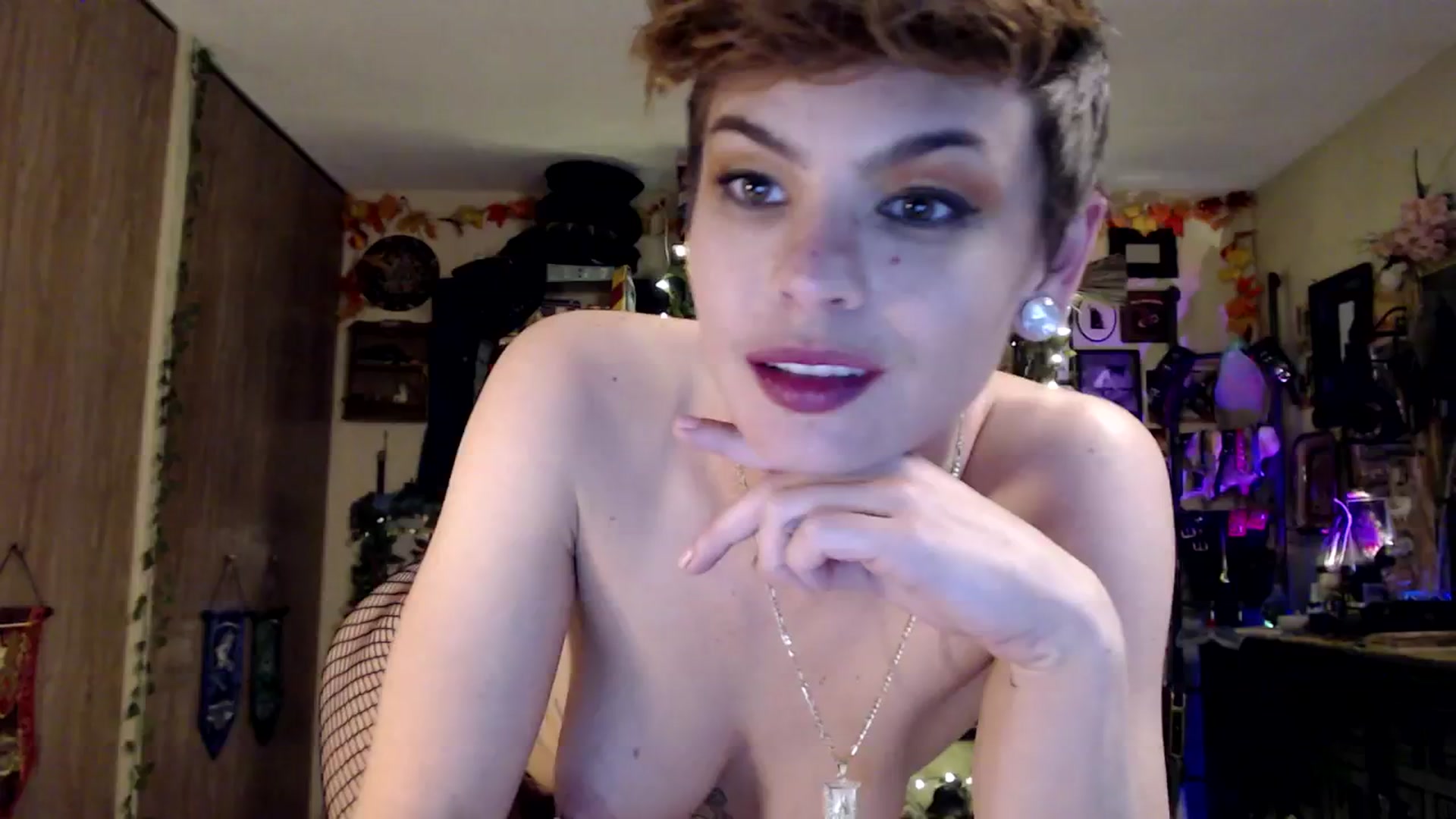 Gallery image thumbnail from Ancored's myfreecams stream on, 02/08/2025, 01:32 image 16 of 20