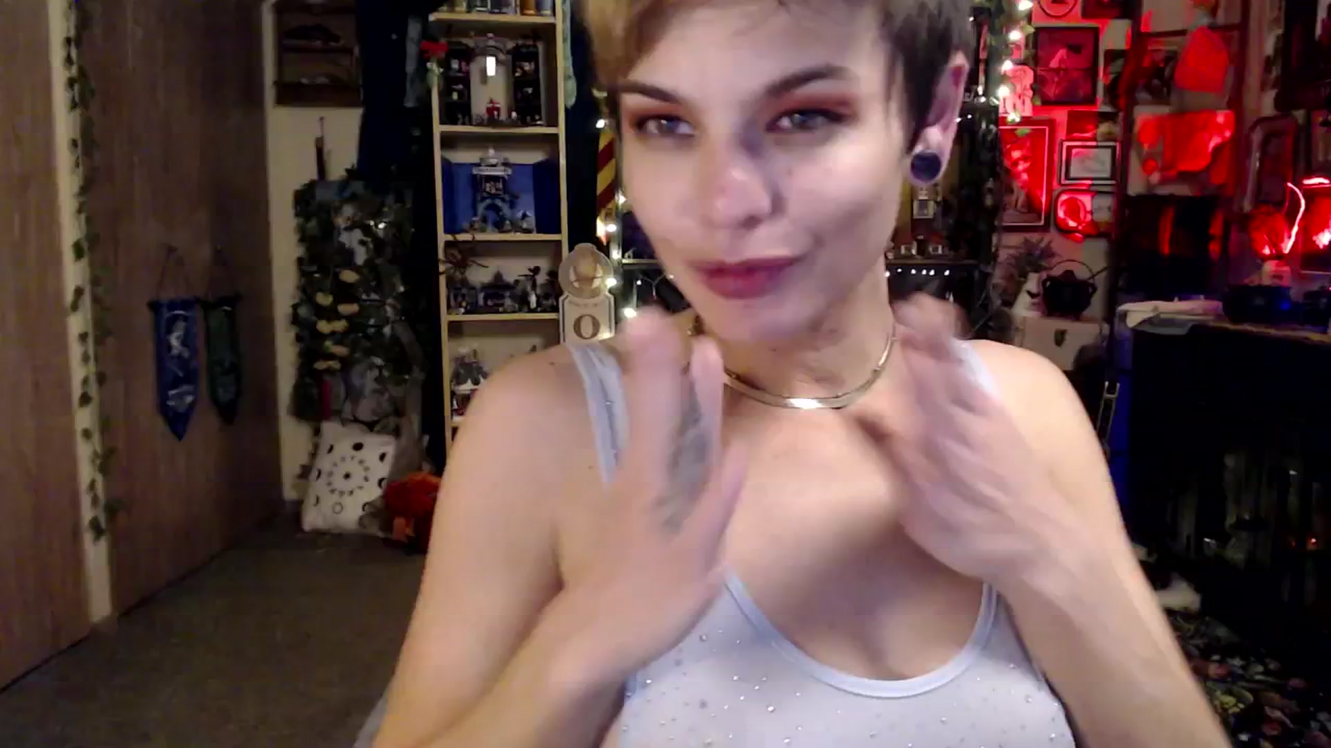 Gallery image thumbnail from Ancored's myfreecams stream on, 03/08/2025, 03:06 image 9 of 20