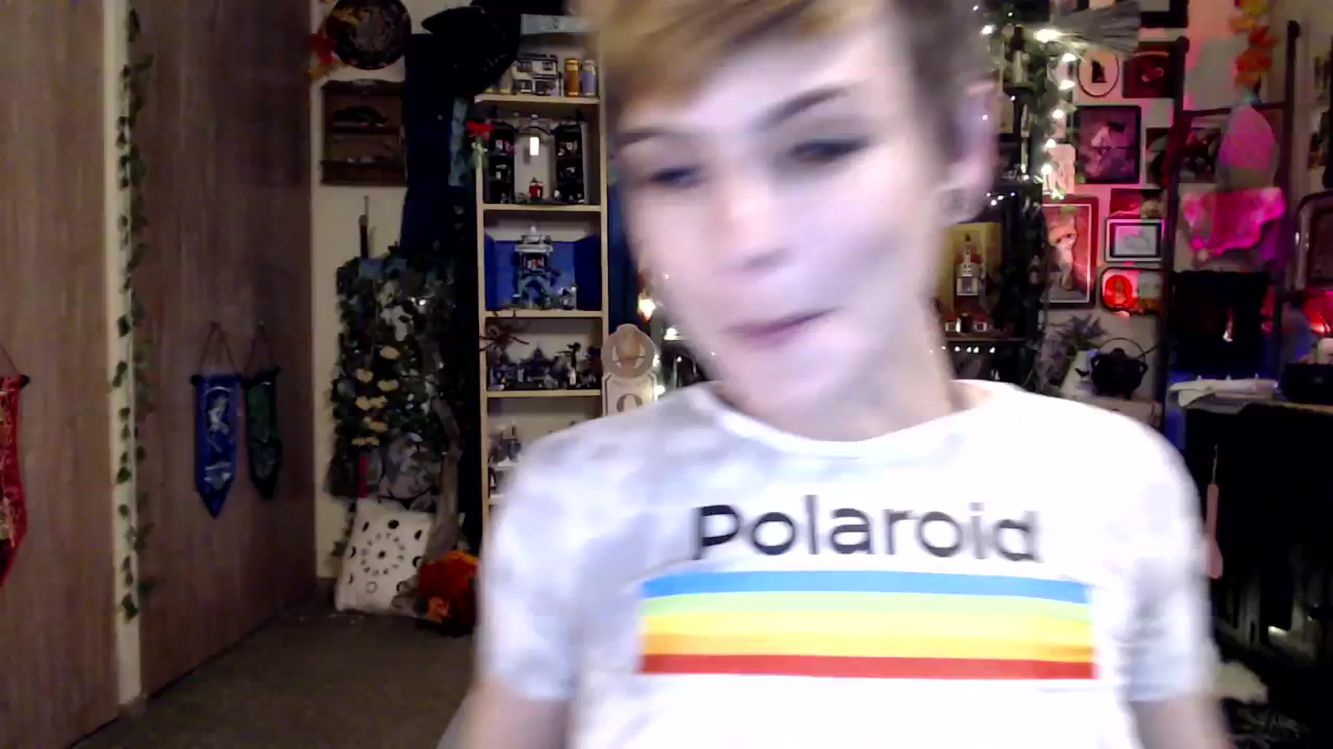 Gallery image thumbnail from Ancored's myfreecams stream on, 03/13/2025, 23:44 image 8 of 20
