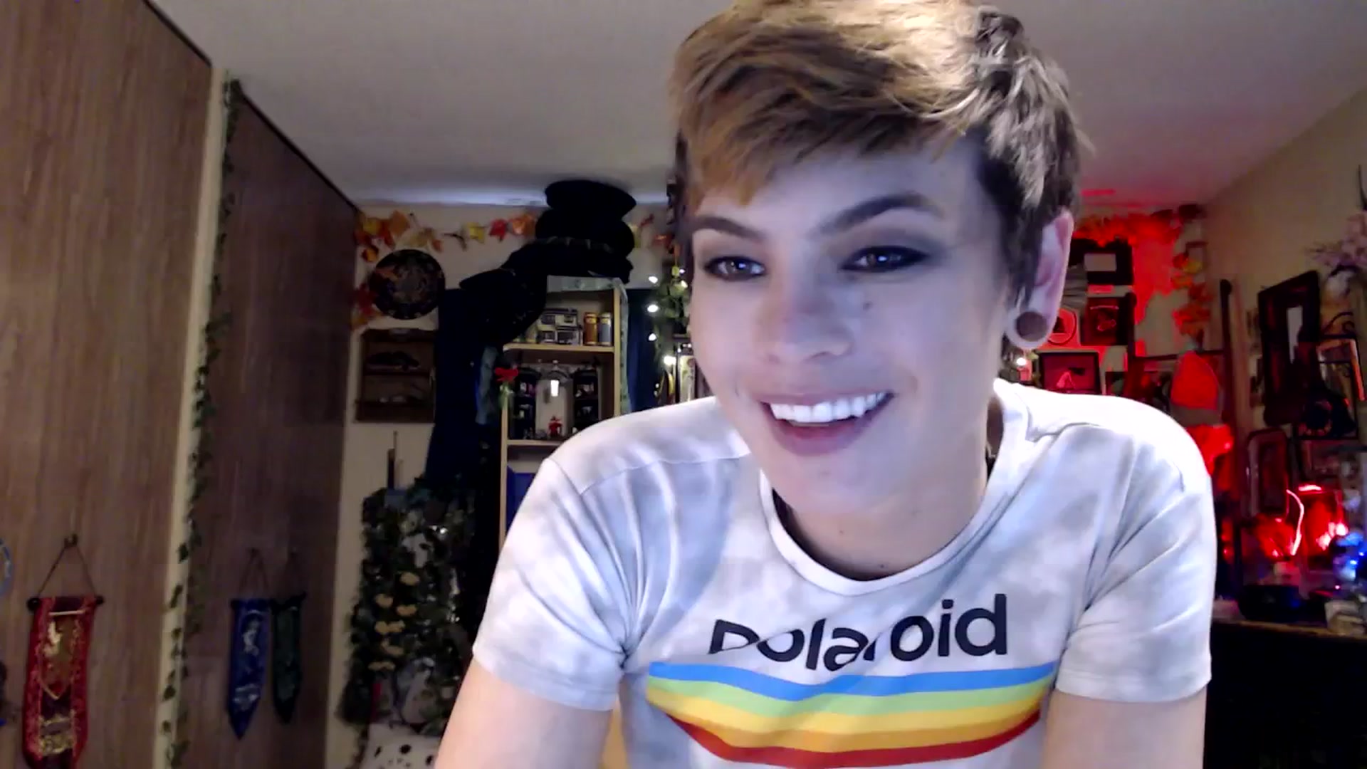 Gallery image thumbnail from Ancored's myfreecams stream on, 03/13/2025, 23:44 image 4 of 20