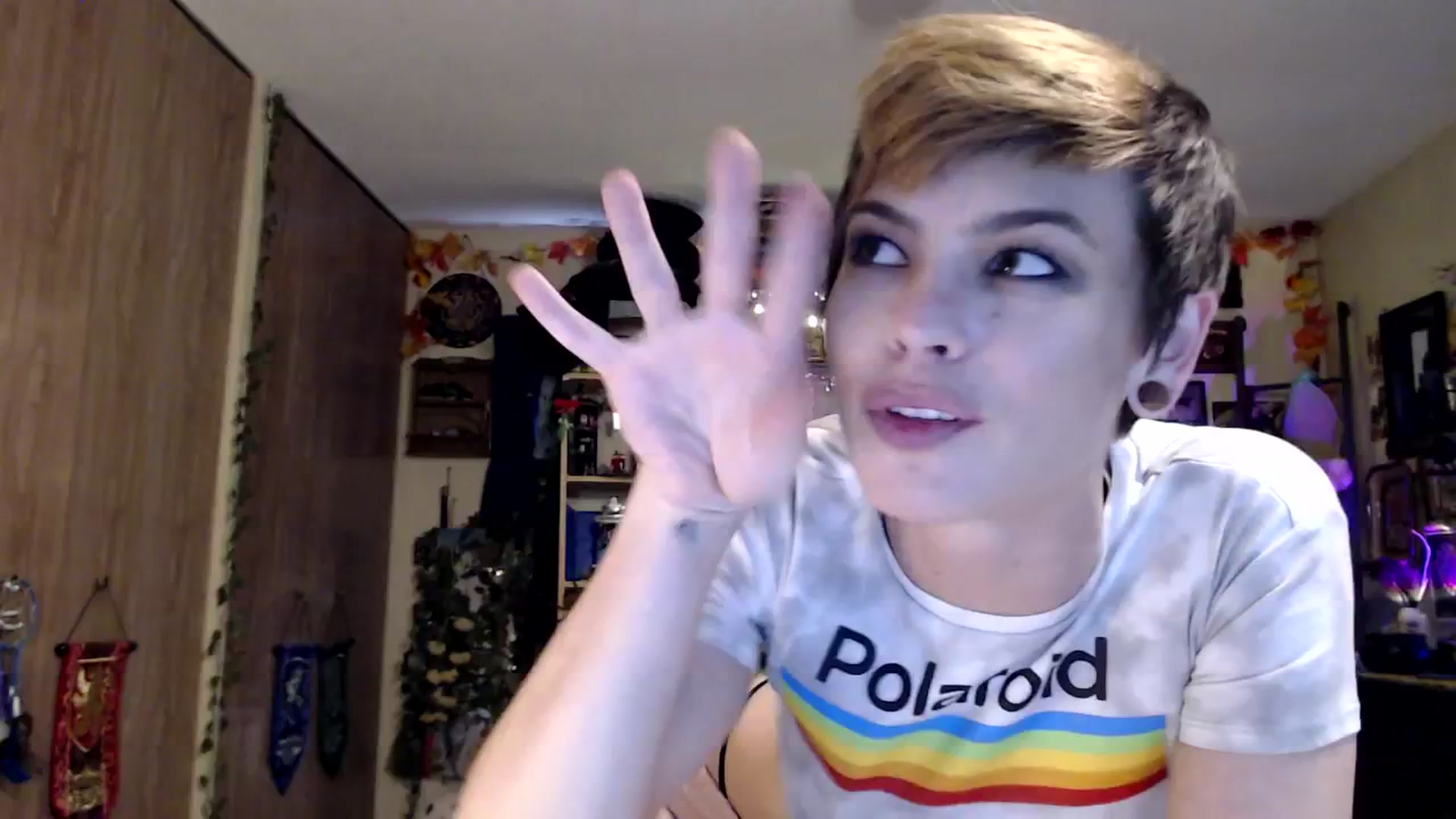Gallery image thumbnail from Ancored's myfreecams stream on, 03/13/2025, 23:44 image 14 of 20