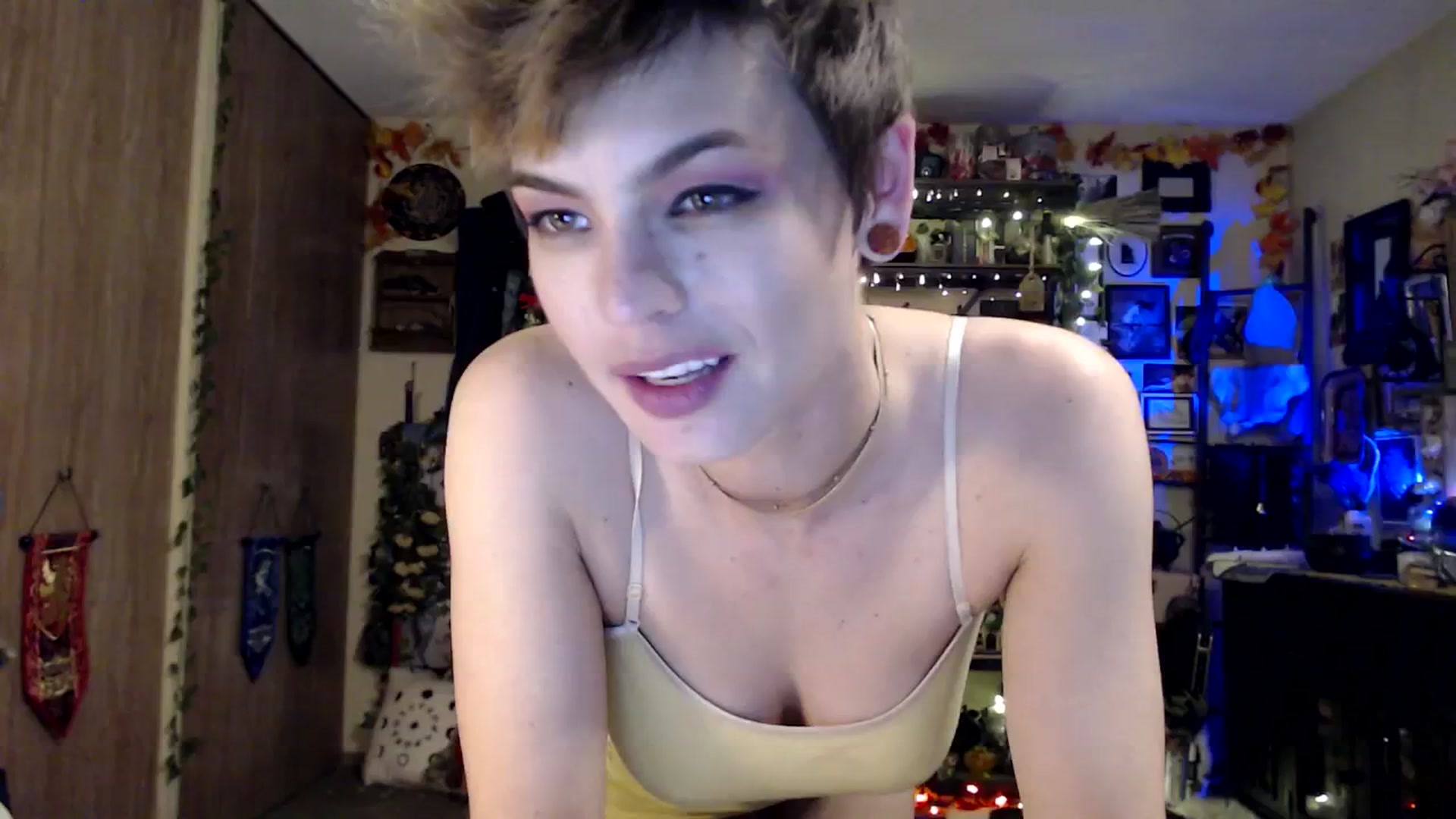 Gallery image thumbnail from Ancored's myfreecams stream on, 03/15/2025, 01:33 image 19 of 20