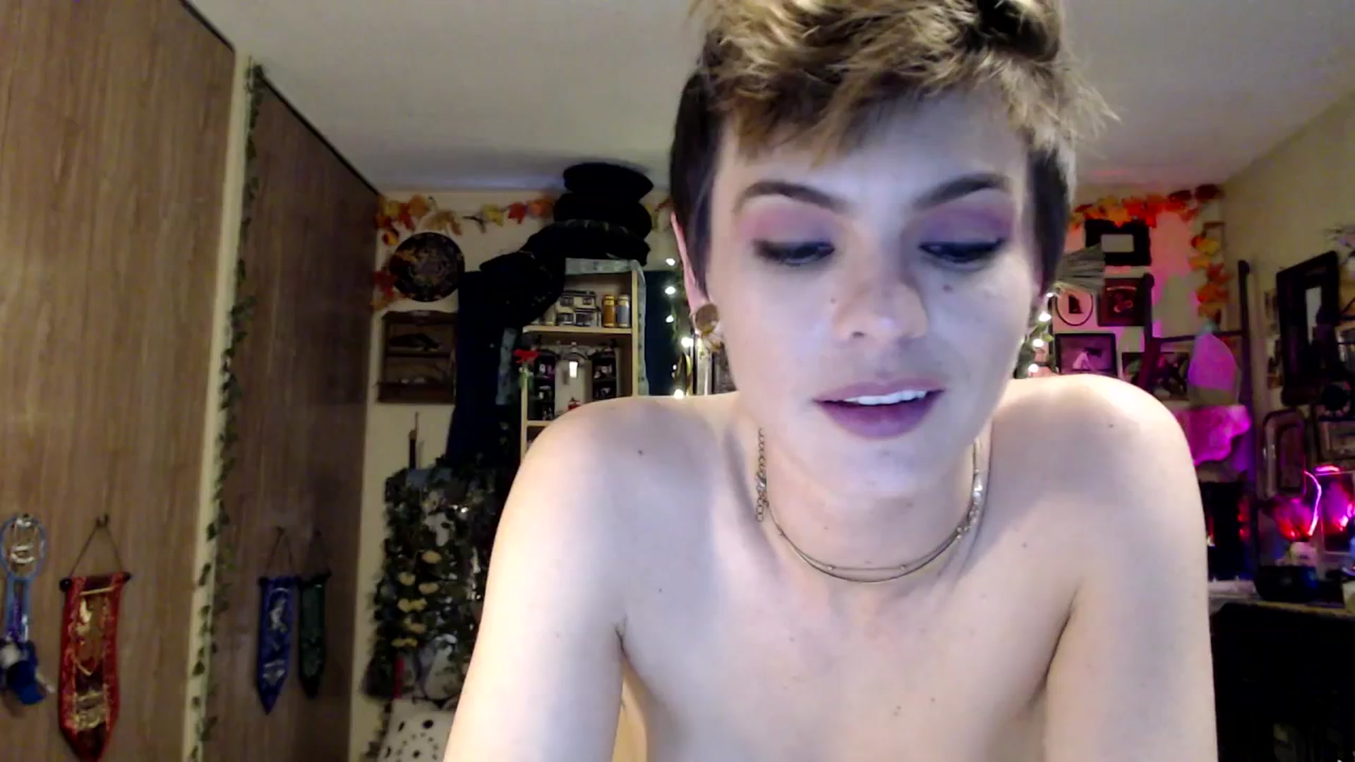 Gallery image thumbnail from Ancored's myfreecams stream on, 03/15/2025, 01:33 image 12 of 20