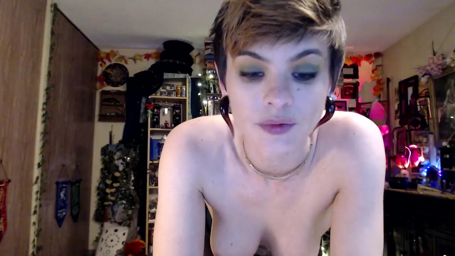 Gallery image thumbnail from Ancored's myfreecams stream on, 03/20/2025, 24:22 image 12 of 20