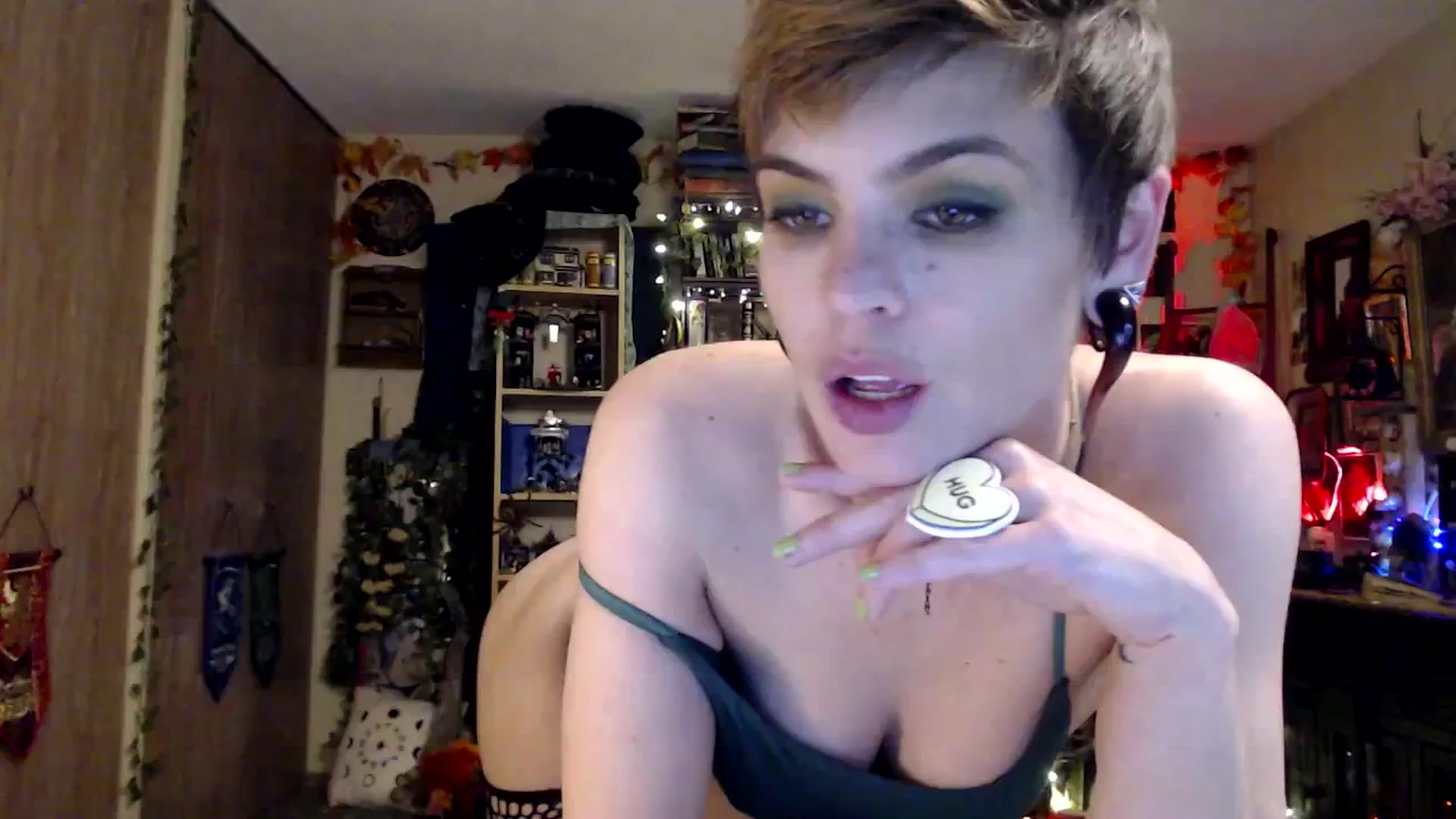 Gallery image thumbnail from Ancored's myfreecams stream on, 03/20/2025, 01:55 image 6 of 20