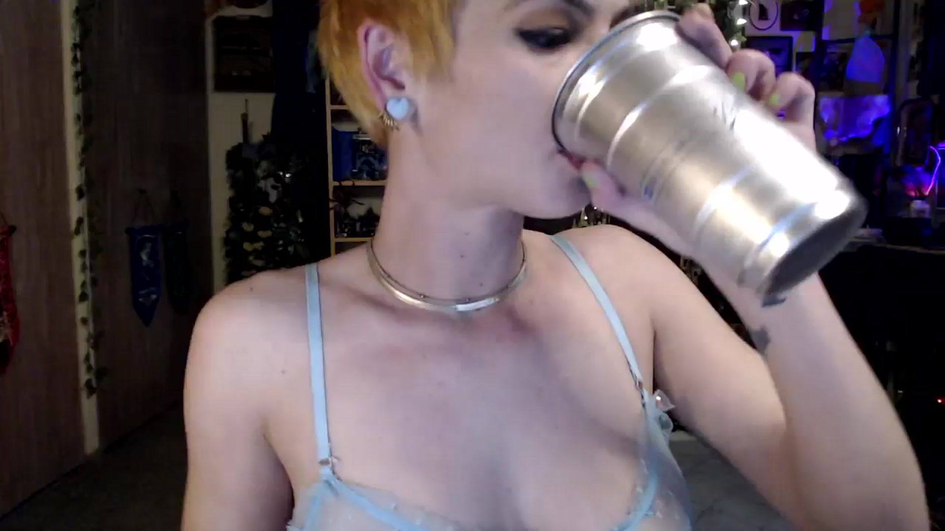 Gallery image thumbnail from Ancored's myfreecams stream on, 03/21/2025, 24:01 image 1 of 20