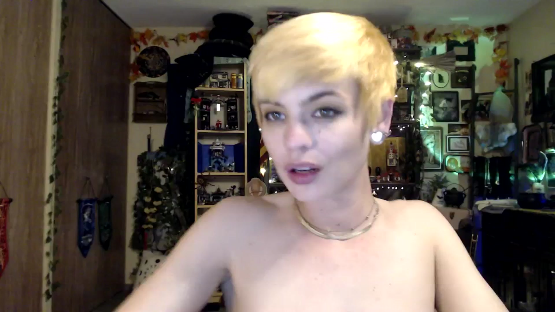 Gallery image thumbnail from Ancored's myfreecams stream on, 03/21/2025, 02:16 image 15 of 20