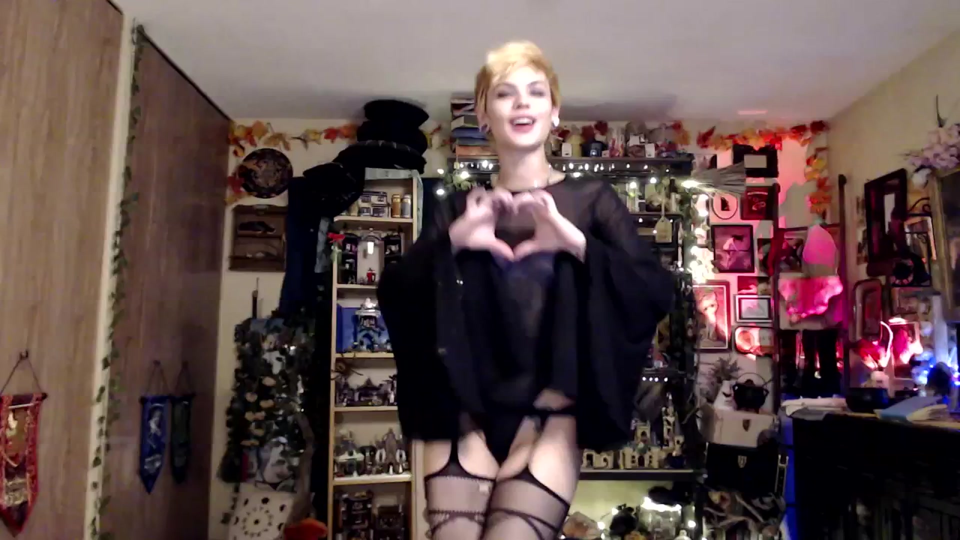 Gallery image thumbnail from Ancored's myfreecams stream on, 03/26/2025, 02:57 image 1 of 20