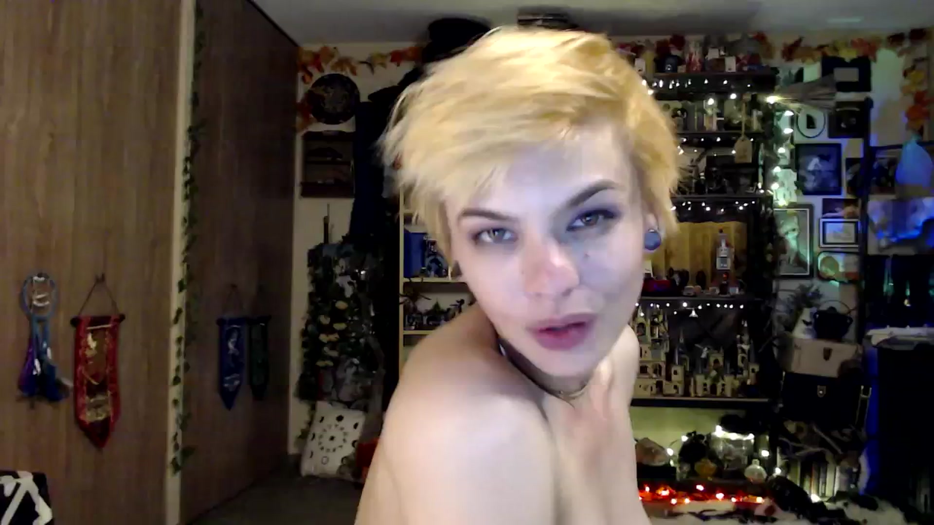 Gallery image thumbnail from Ancored's myfreecams stream on, 03/26/2025, 03:27 image 5 of 20