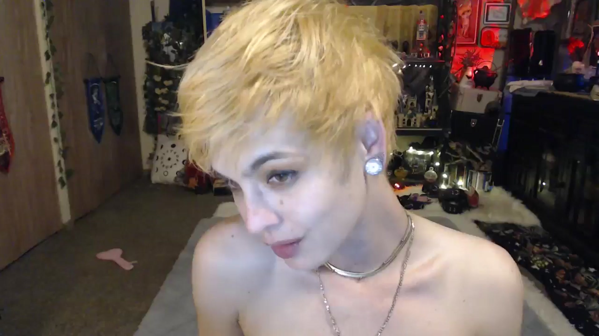 Gallery image thumbnail from Ancored's myfreecams stream on, 03/29/2025, 03:37 image 10 of 20