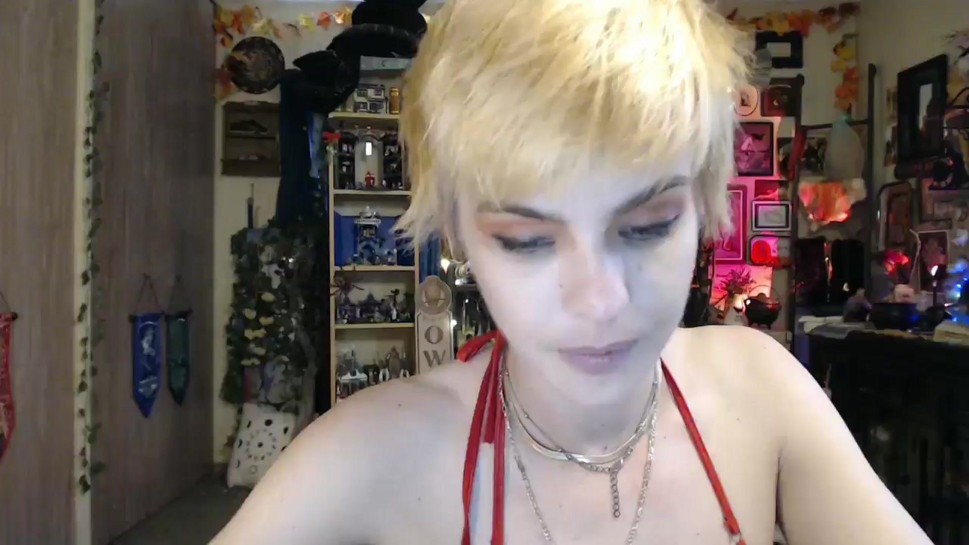 Gallery image thumbnail from Ancored's myfreecams stream on, 04/03/2025, 21:44 image 13 of 20