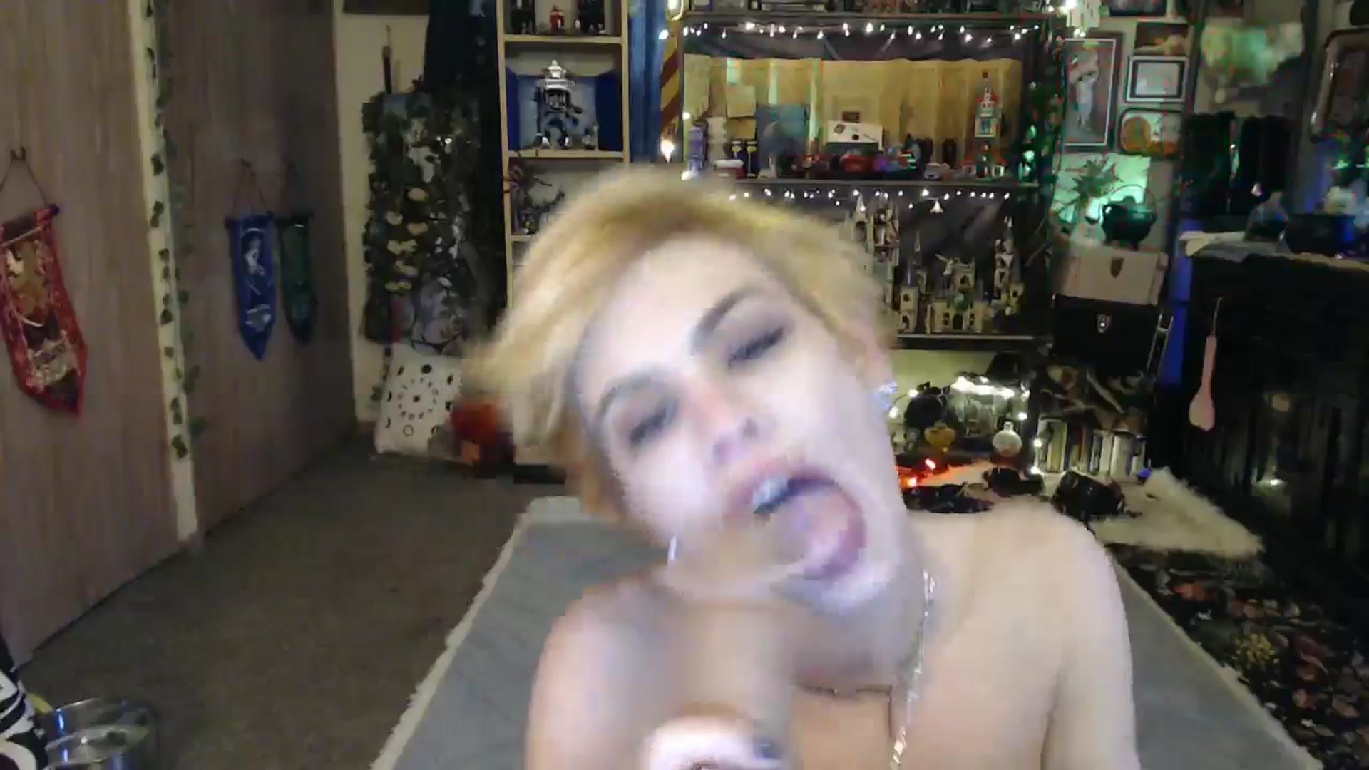 Gallery image thumbnail from Ancored's myfreecams stream on, 04/07/2025, 23:54 image 12 of 20