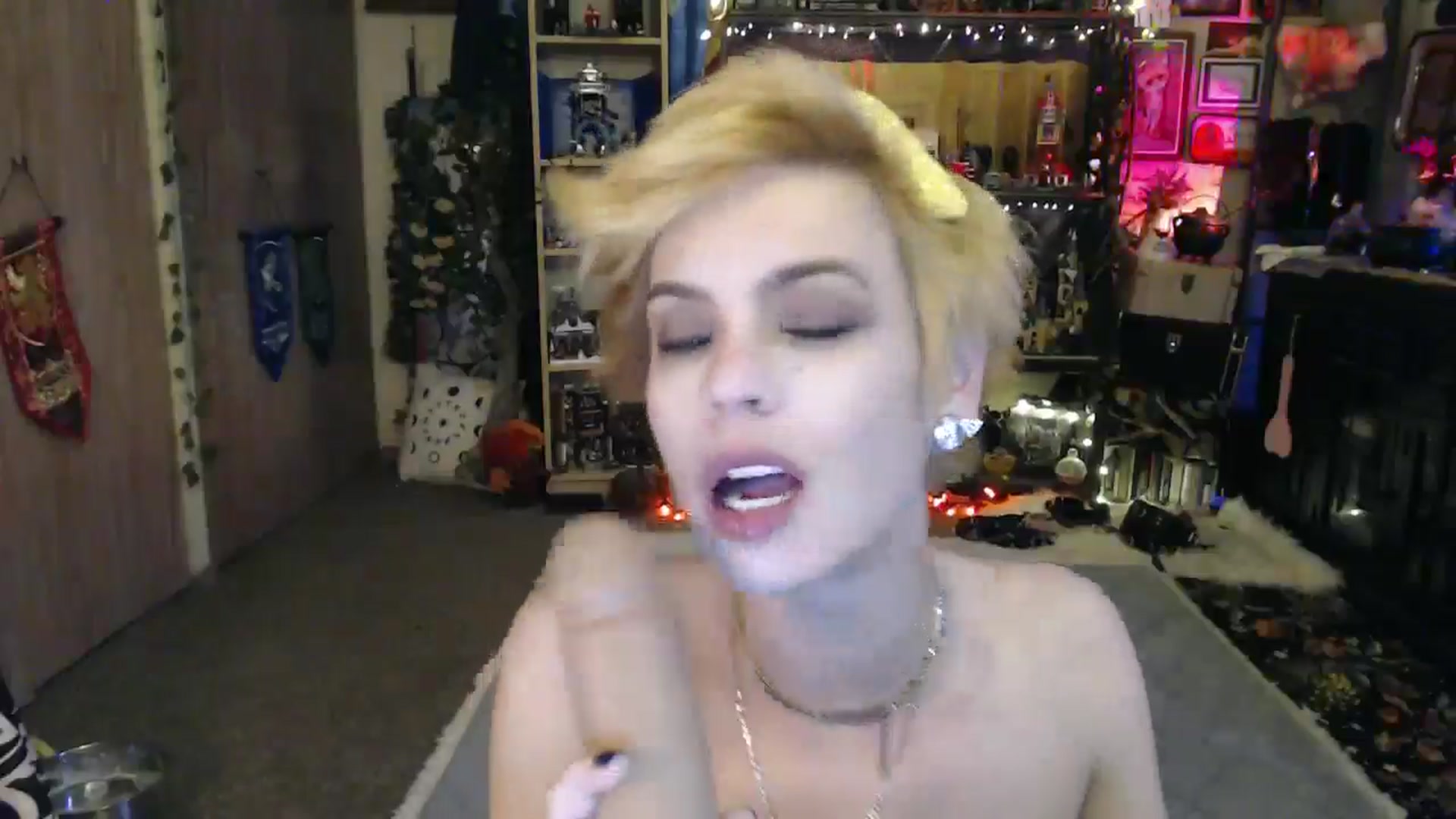 Gallery image thumbnail from Ancored's myfreecams stream on, 04/07/2025, 23:54 image 11 of 20
