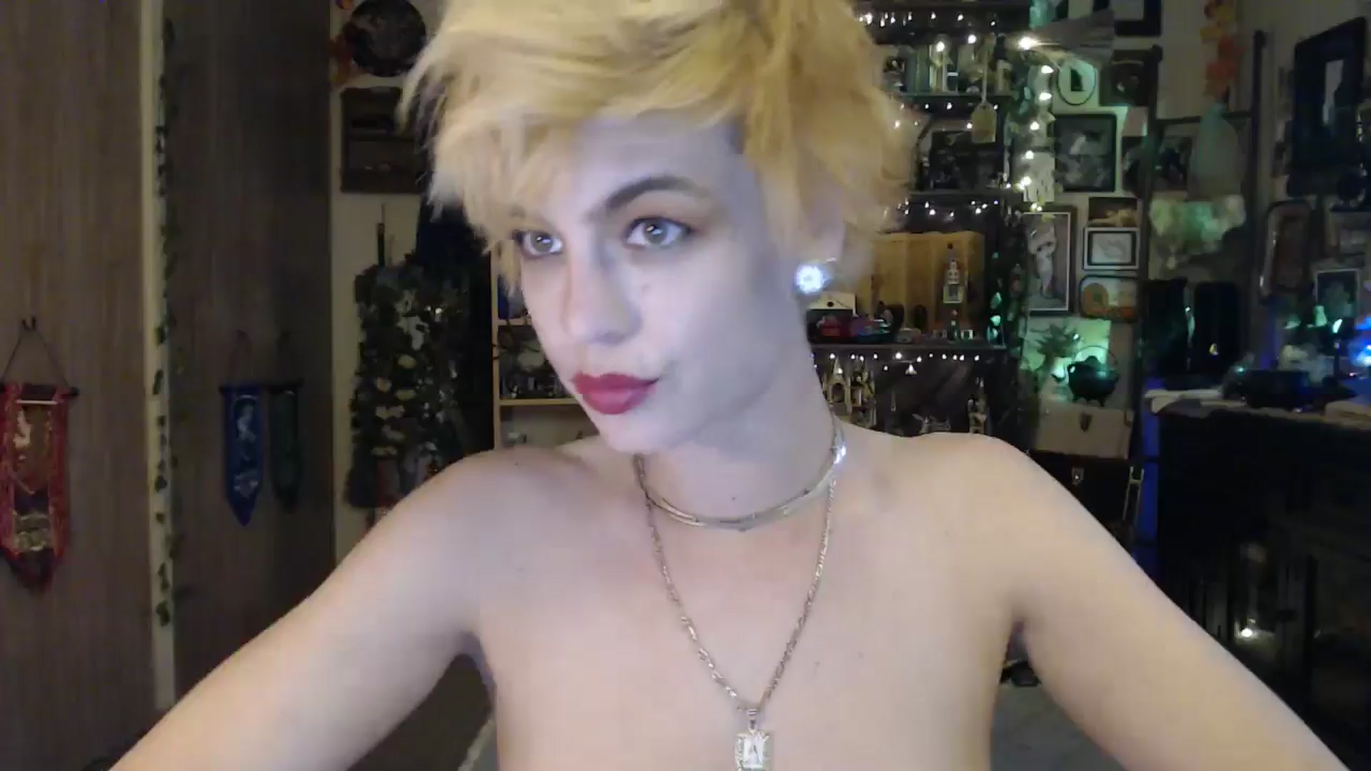 Gallery image thumbnail from Ancored's myfreecams stream on, 04/10/2025, 23:57 image 15 of 20