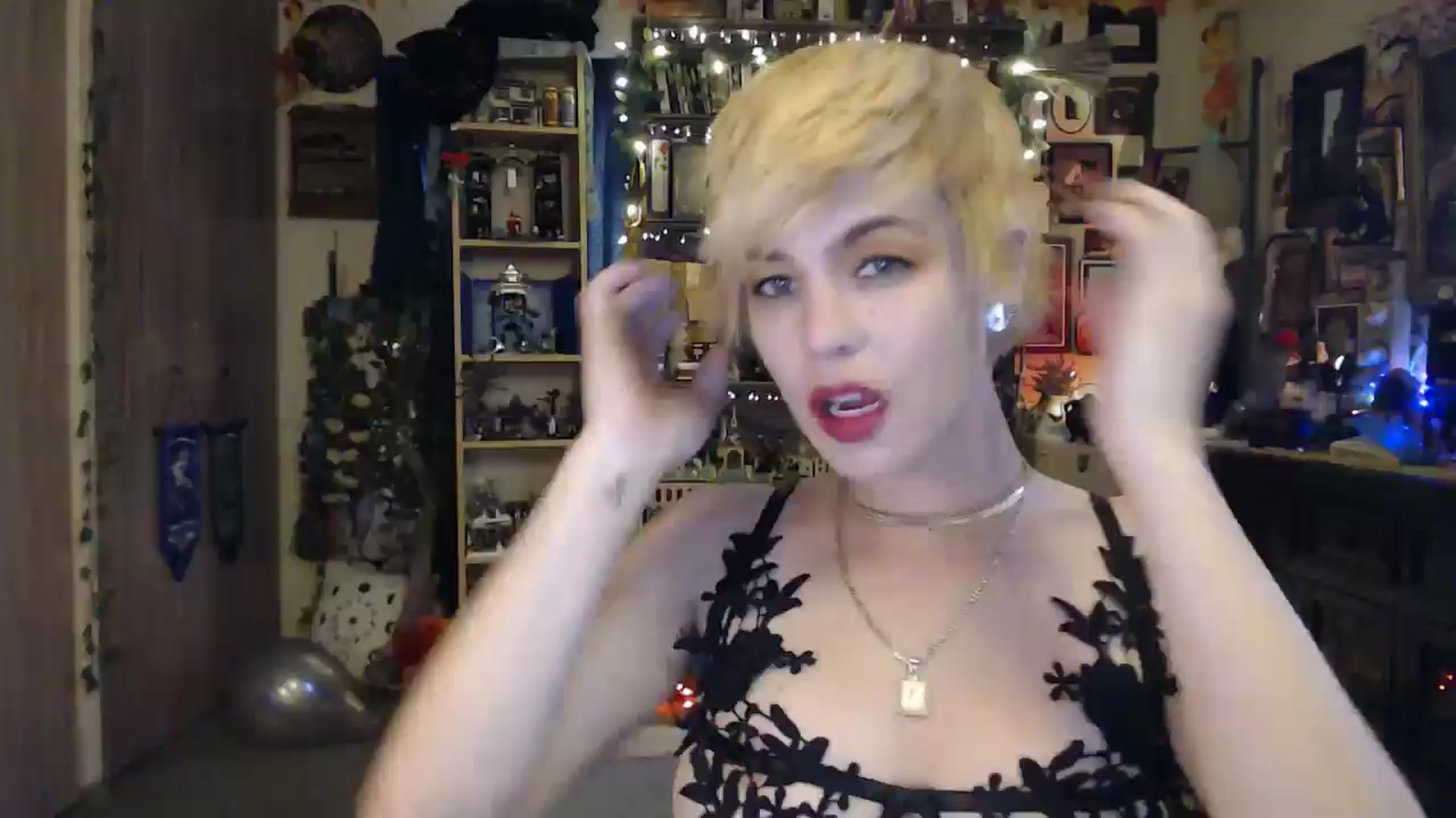 Gallery image thumbnail from Ancored's myfreecams stream on, 04/10/2025, 23:57 image 2 of 20