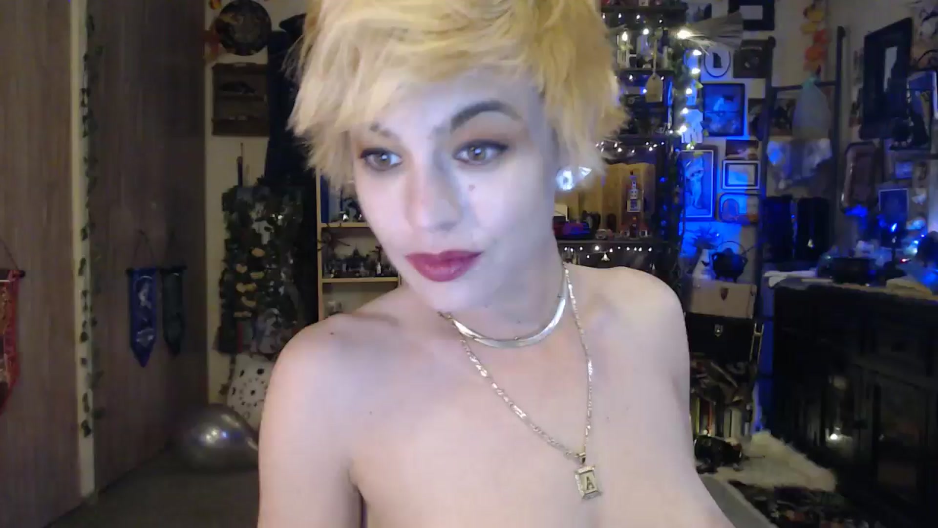 Gallery image thumbnail from Ancored's myfreecams stream on, 04/11/2025, 01:43 image 1 of 20