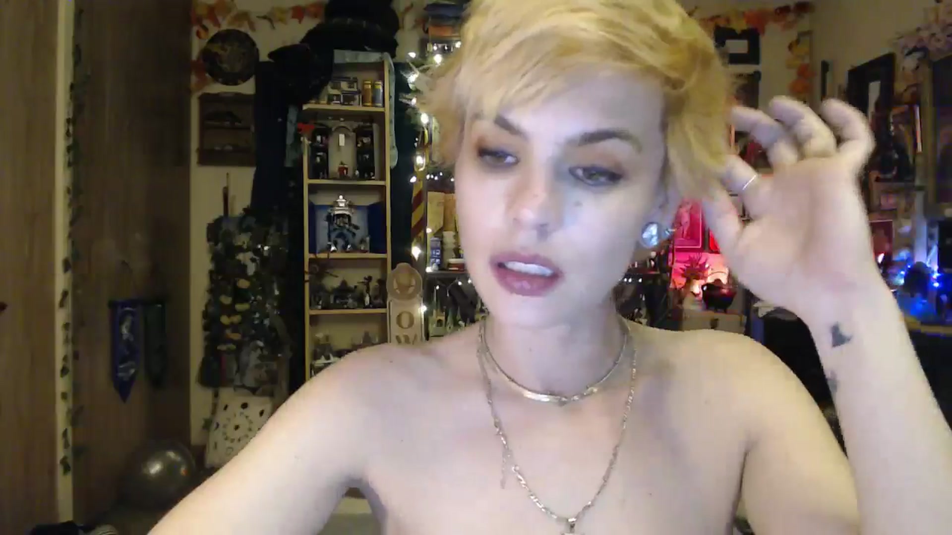 Gallery image thumbnail from Ancored's myfreecams stream on, 04/11/2025, 04:03 image 10 of 20