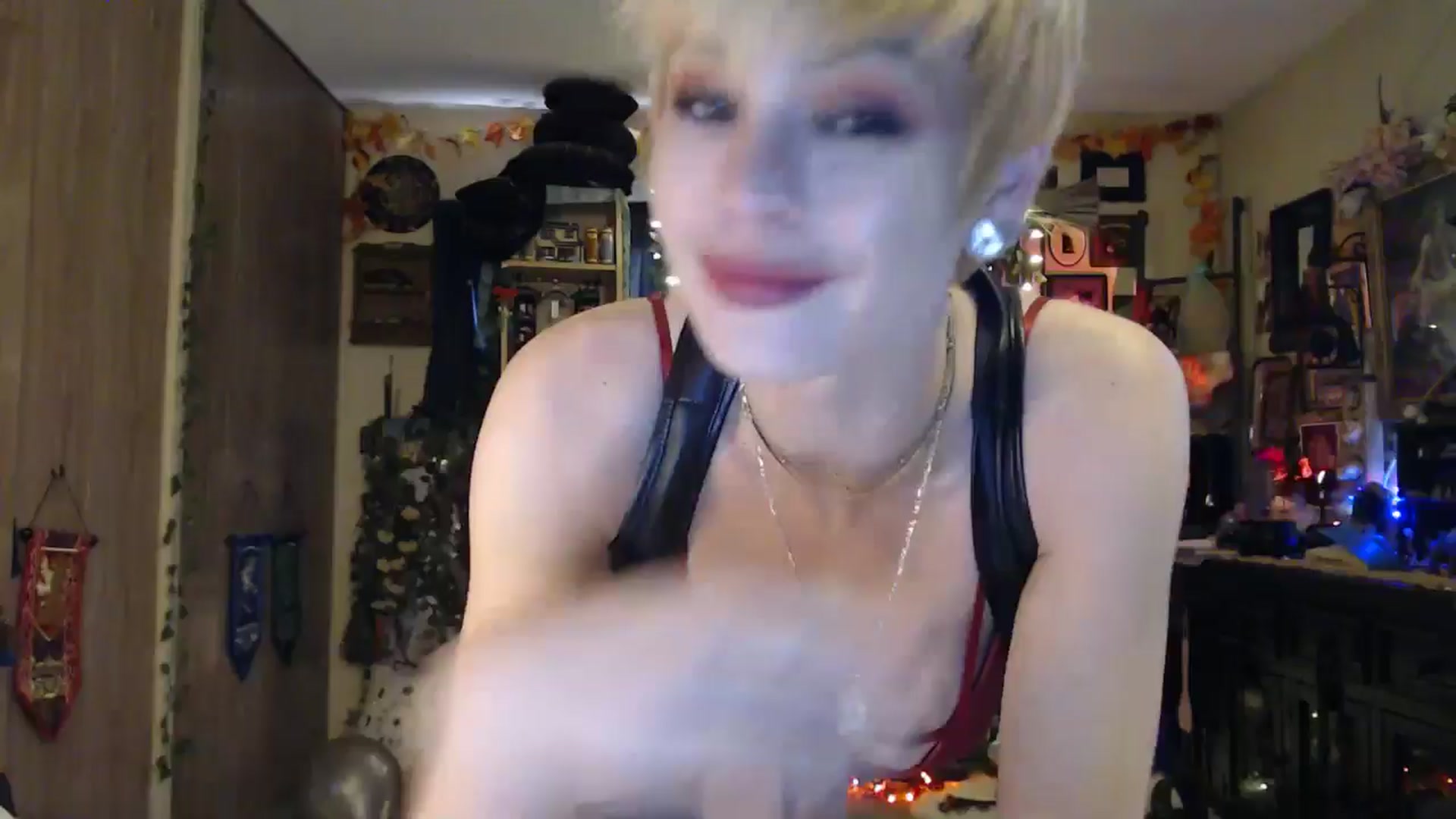 Gallery image thumbnail from Ancored's myfreecams stream on, 04/12/2025, 01:54 image 1 of 20