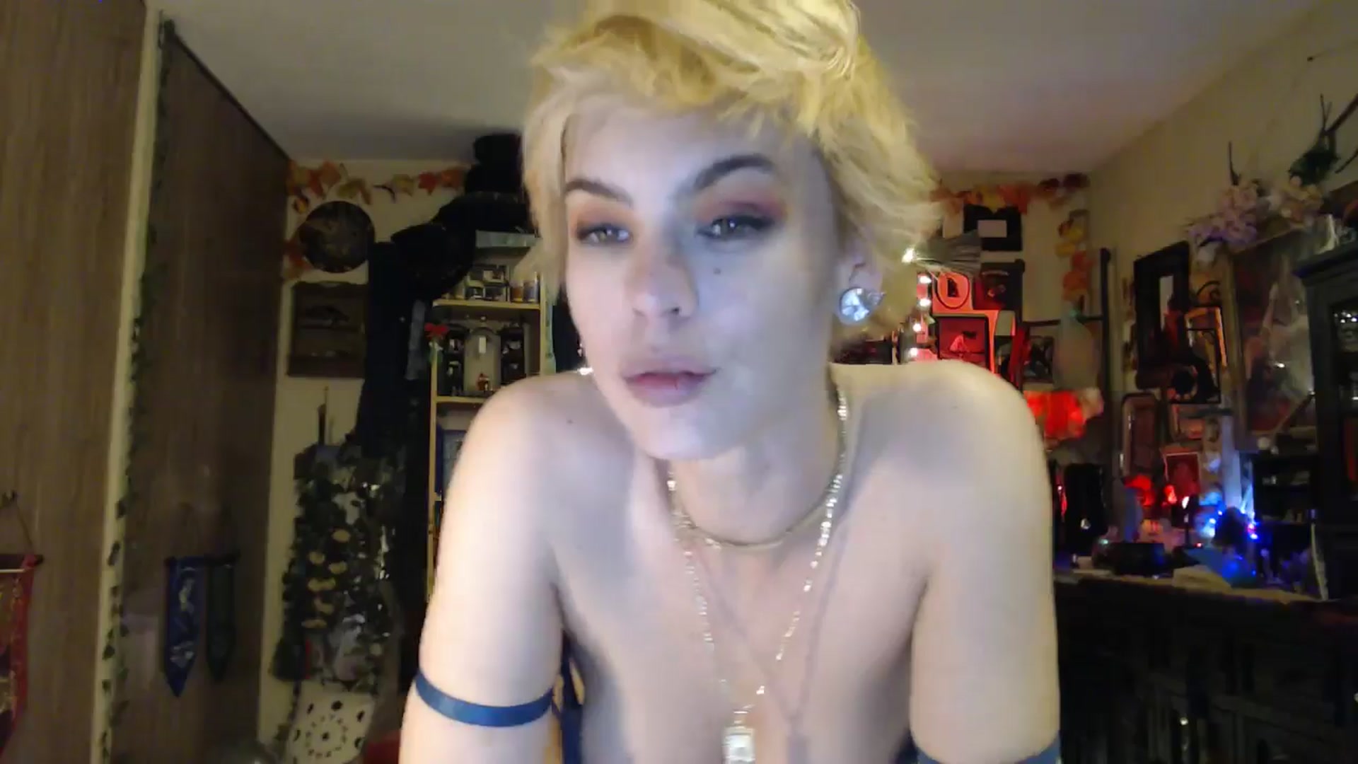 Gallery image thumbnail from Ancored's myfreecams stream on, 04/13/2025, 02:22 image 18 of 20