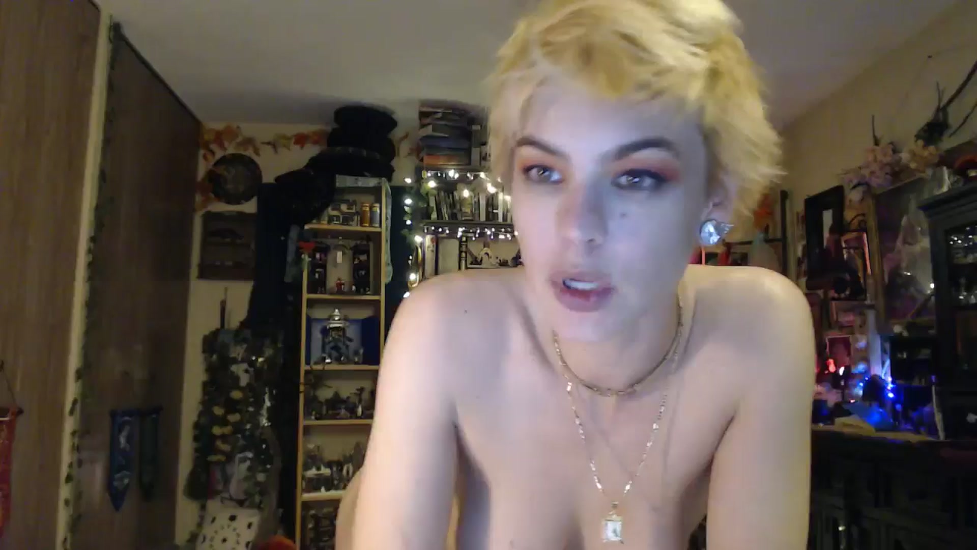 Gallery image thumbnail from Ancored's myfreecams stream on, 04/13/2025, 02:22 image 7 of 20