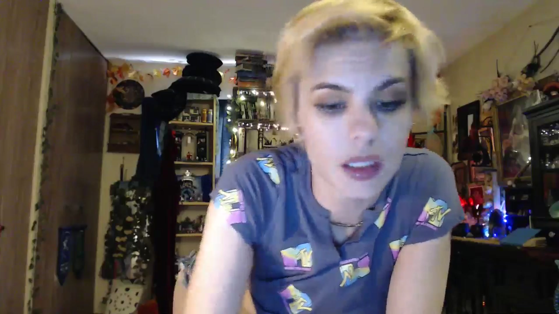 Gallery image thumbnail from Ancored's myfreecams stream on, 04/24/2025, 01:19 image 8 of 20