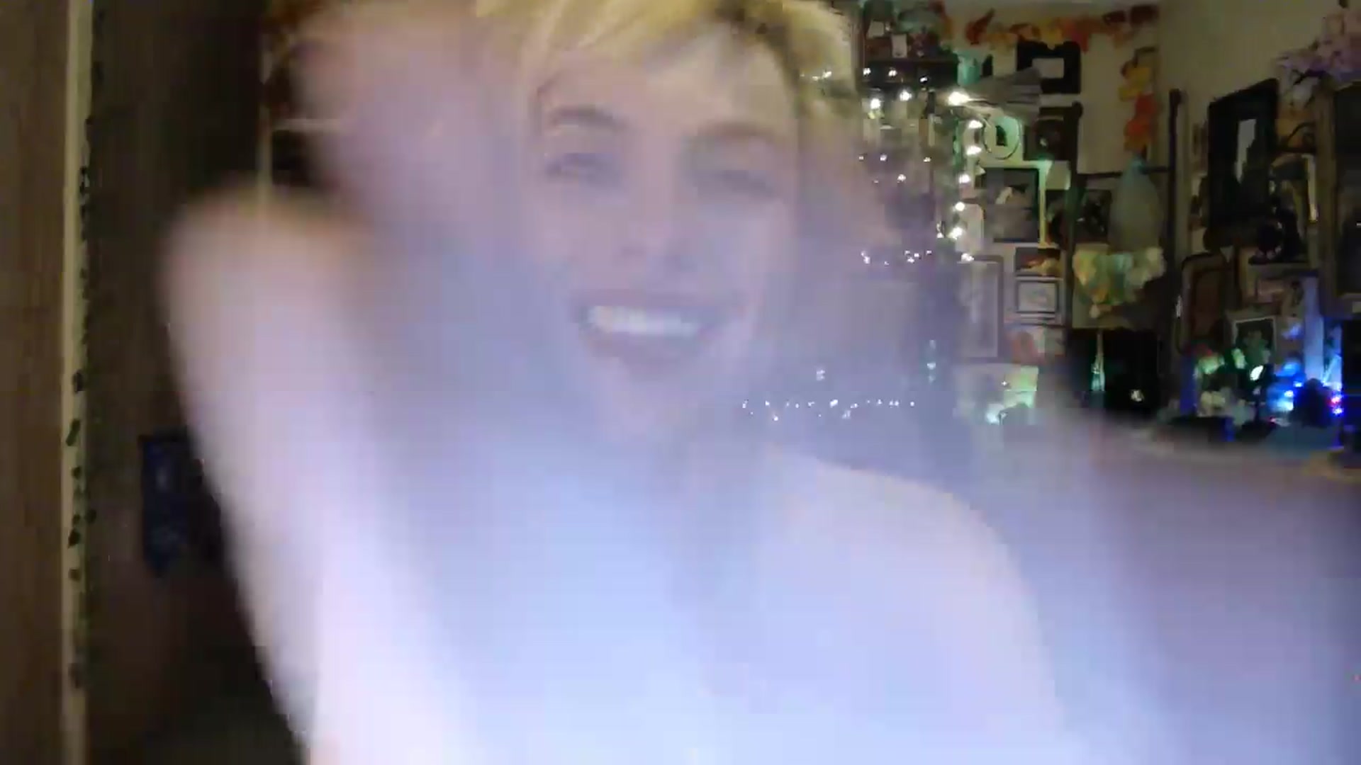 Gallery image thumbnail from Ancored's myfreecams stream on, 04/28/2025, 02:08 image 8 of 20