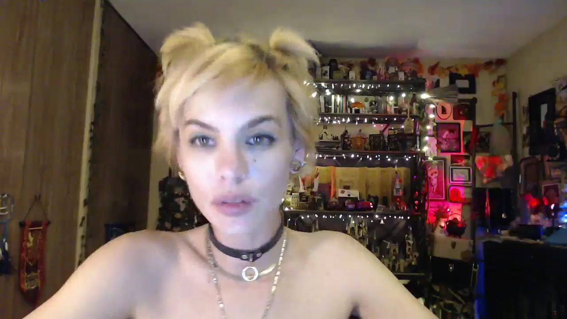 Gallery image thumbnail from Ancored's myfreecams stream on, 04/28/2025, 05:21 image 11 of 20