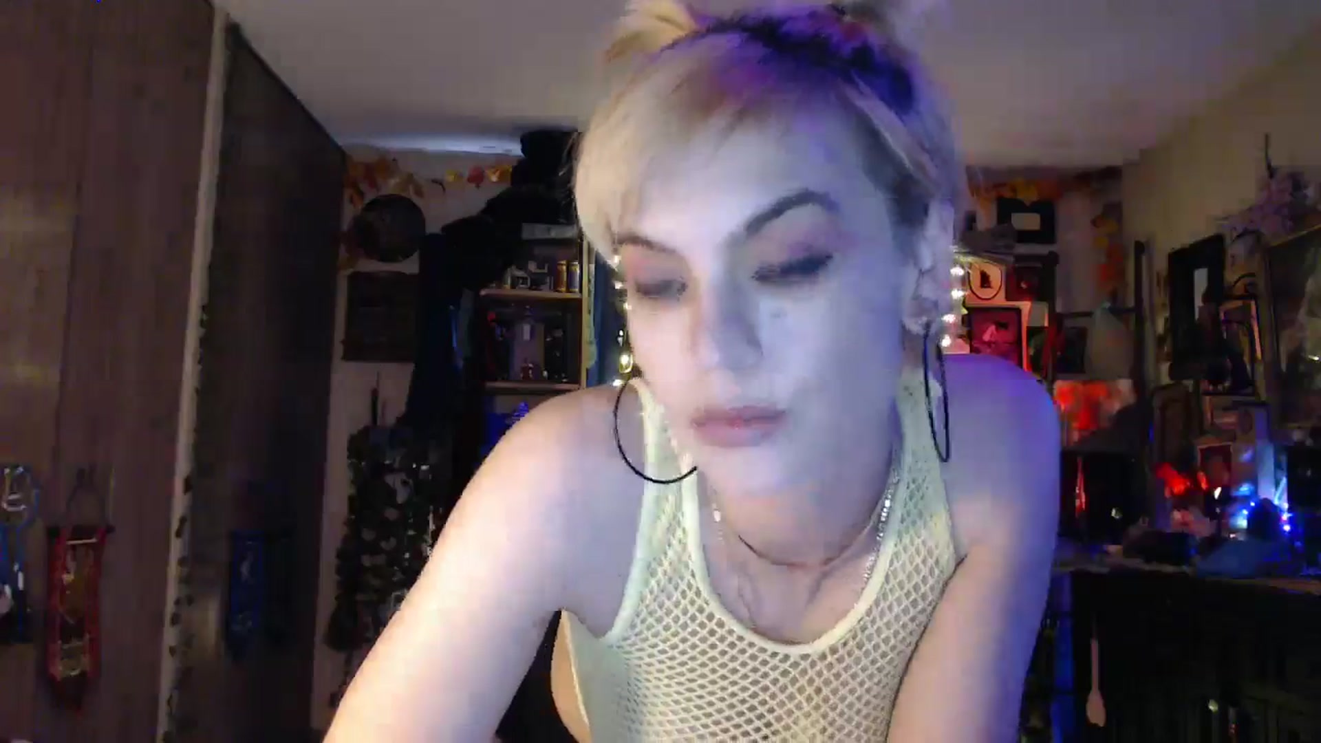 Gallery image thumbnail from Ancored's myfreecams stream on, 04/28/2025, 23:19 image 15 of 20