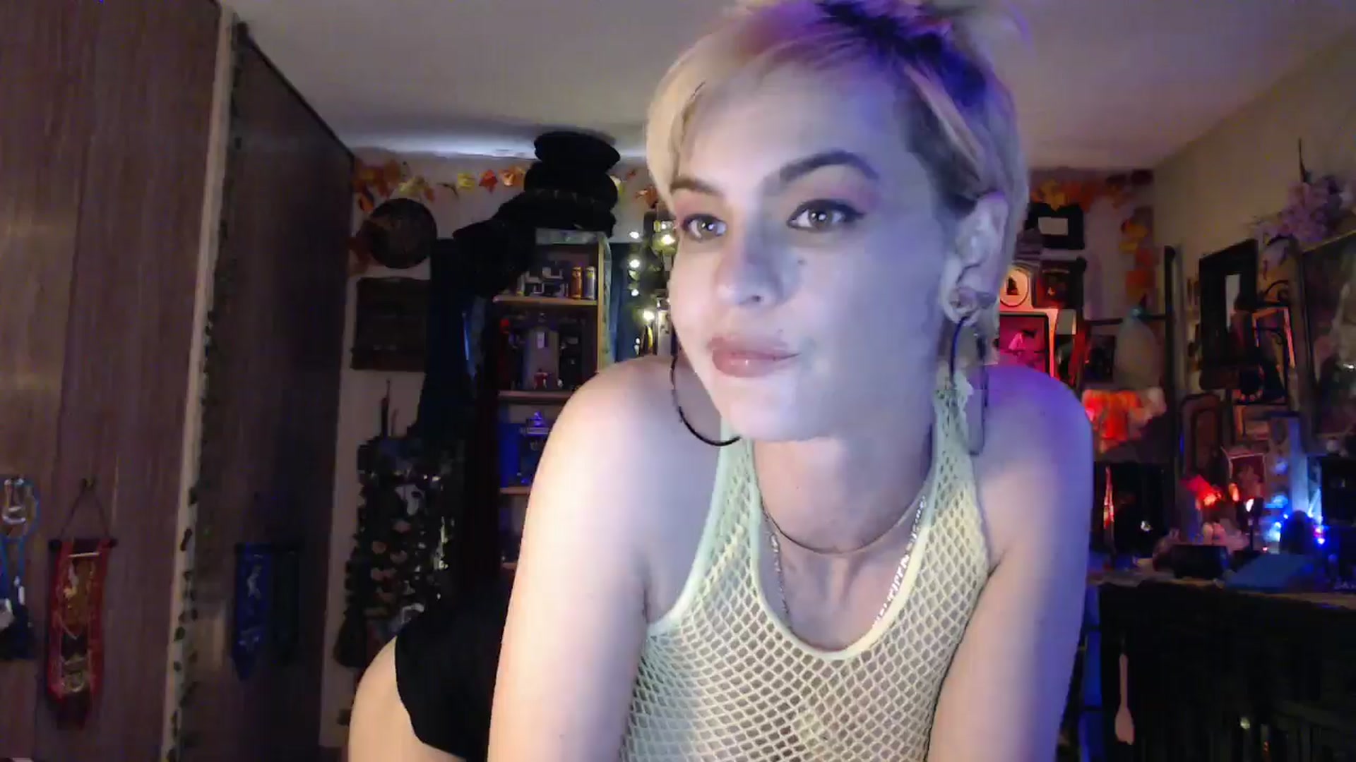 Gallery image thumbnail from Ancored's myfreecams stream on, 04/28/2025, 23:19 image 9 of 20