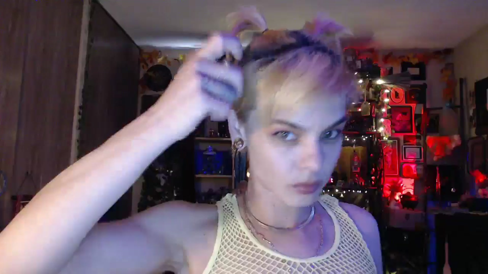 Gallery image thumbnail from Ancored's myfreecams stream on, 04/28/2025, 23:19 image 2 of 20