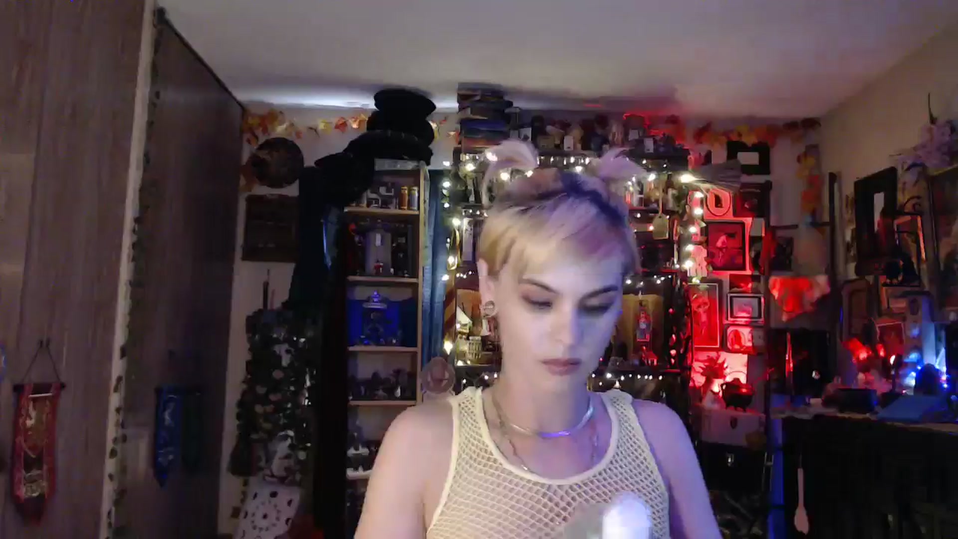 Gallery image thumbnail from Ancored's myfreecams stream on, 04/28/2025, 23:19 image 4 of 20
