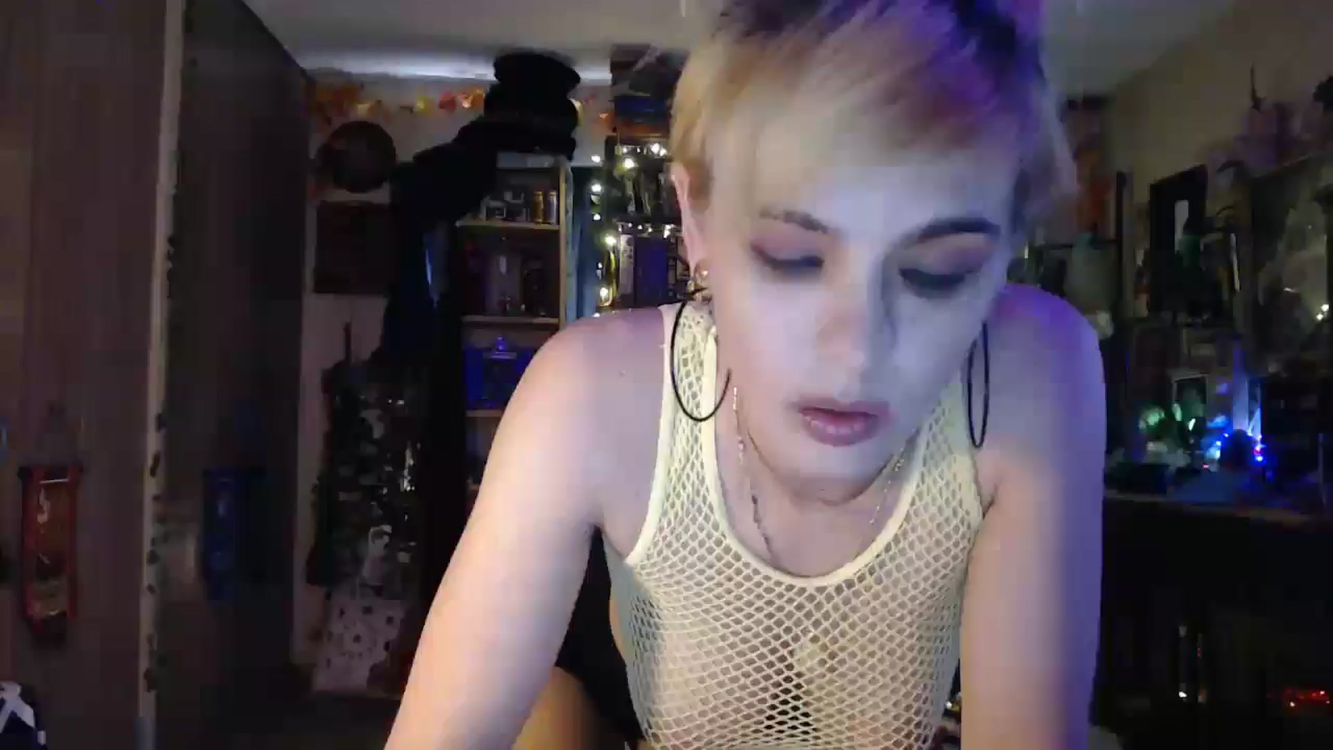 Gallery image thumbnail from Ancored's myfreecams stream on, 04/28/2025, 23:19 image 1 of 20