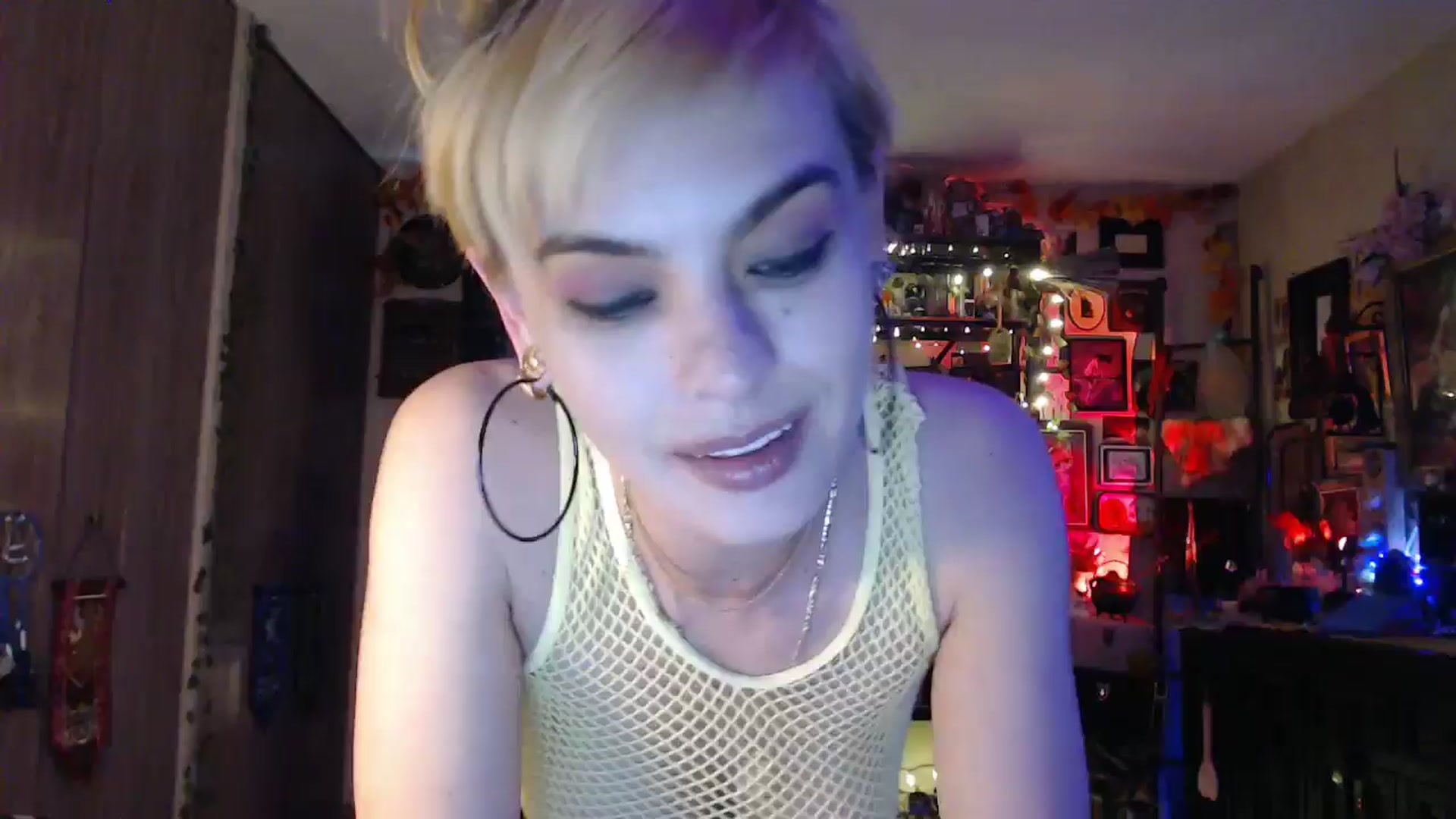 Gallery image thumbnail from Ancored's myfreecams stream on, 04/28/2025, 23:19 image 13 of 20