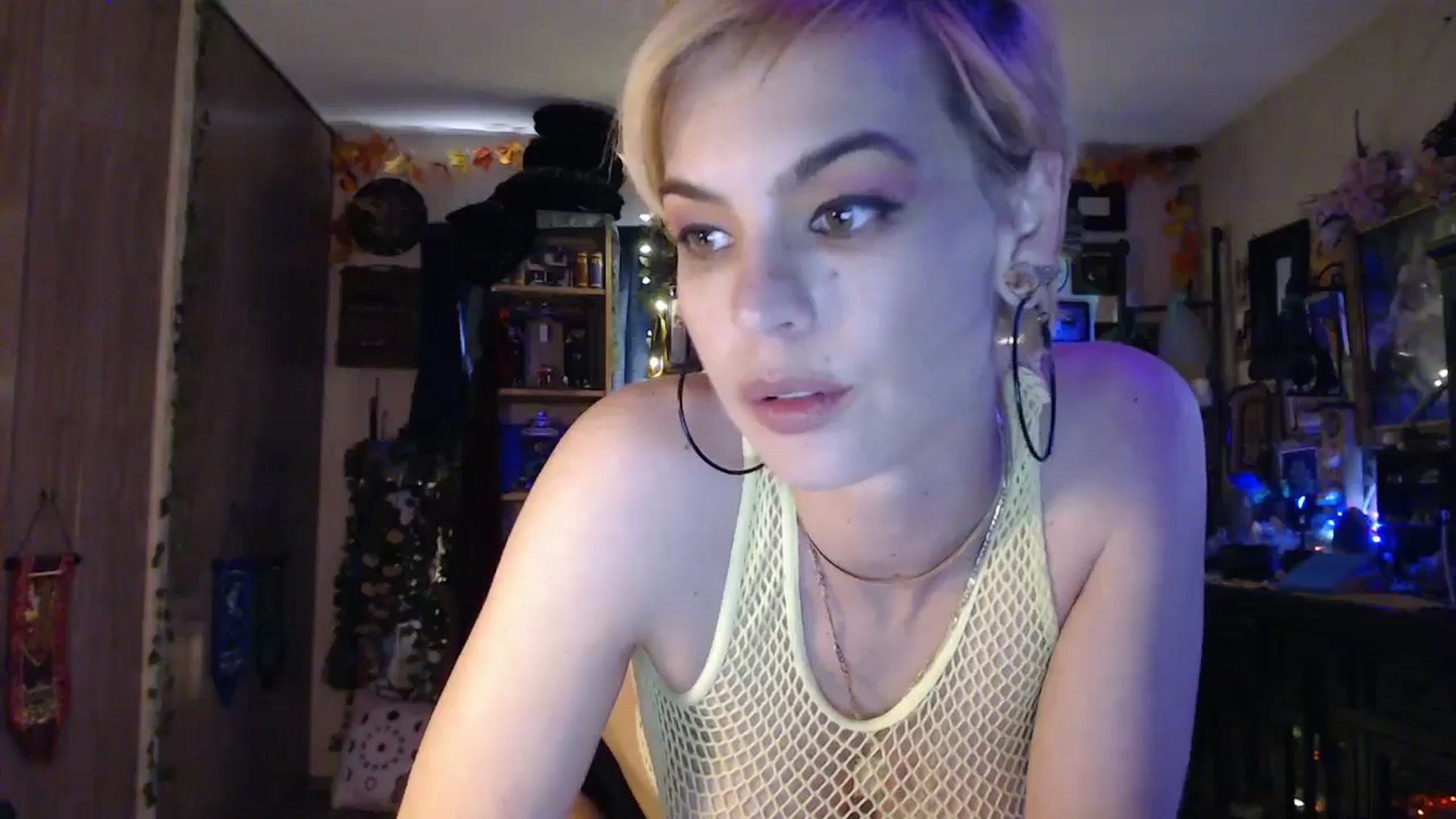 Gallery image thumbnail from Ancored's myfreecams stream on, 04/29/2025, 24:00 image 5 of 20