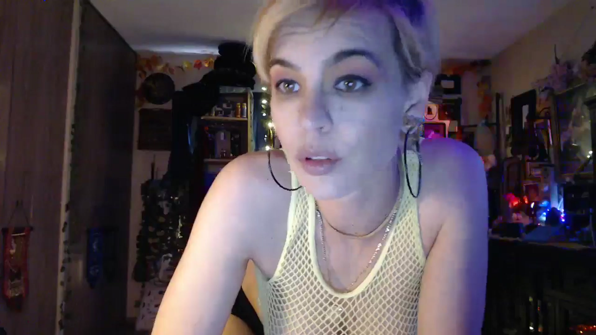 Gallery image thumbnail from Ancored's myfreecams stream on, 04/29/2025, 24:00 image 8 of 20