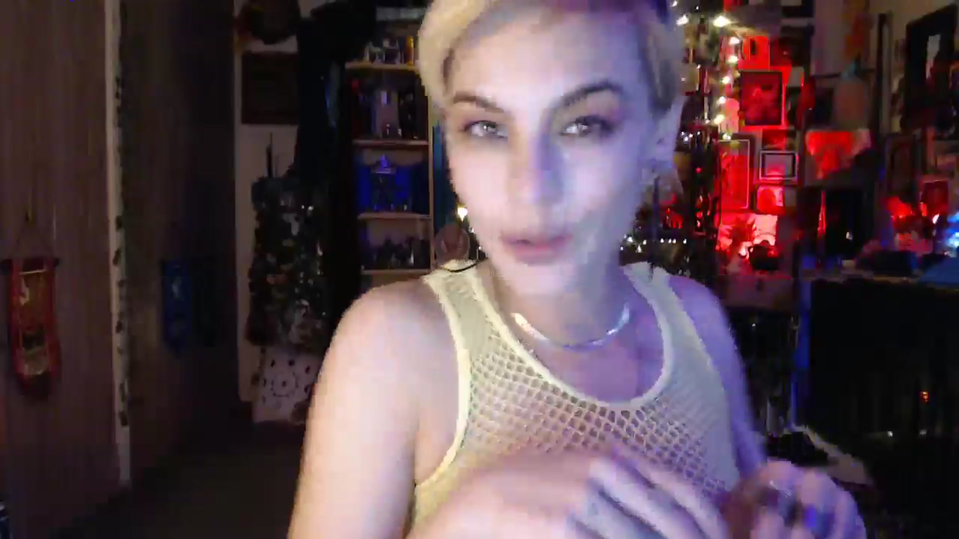 Gallery image thumbnail from Ancored's myfreecams stream on, 04/29/2025, 24:24 image 11 of 20