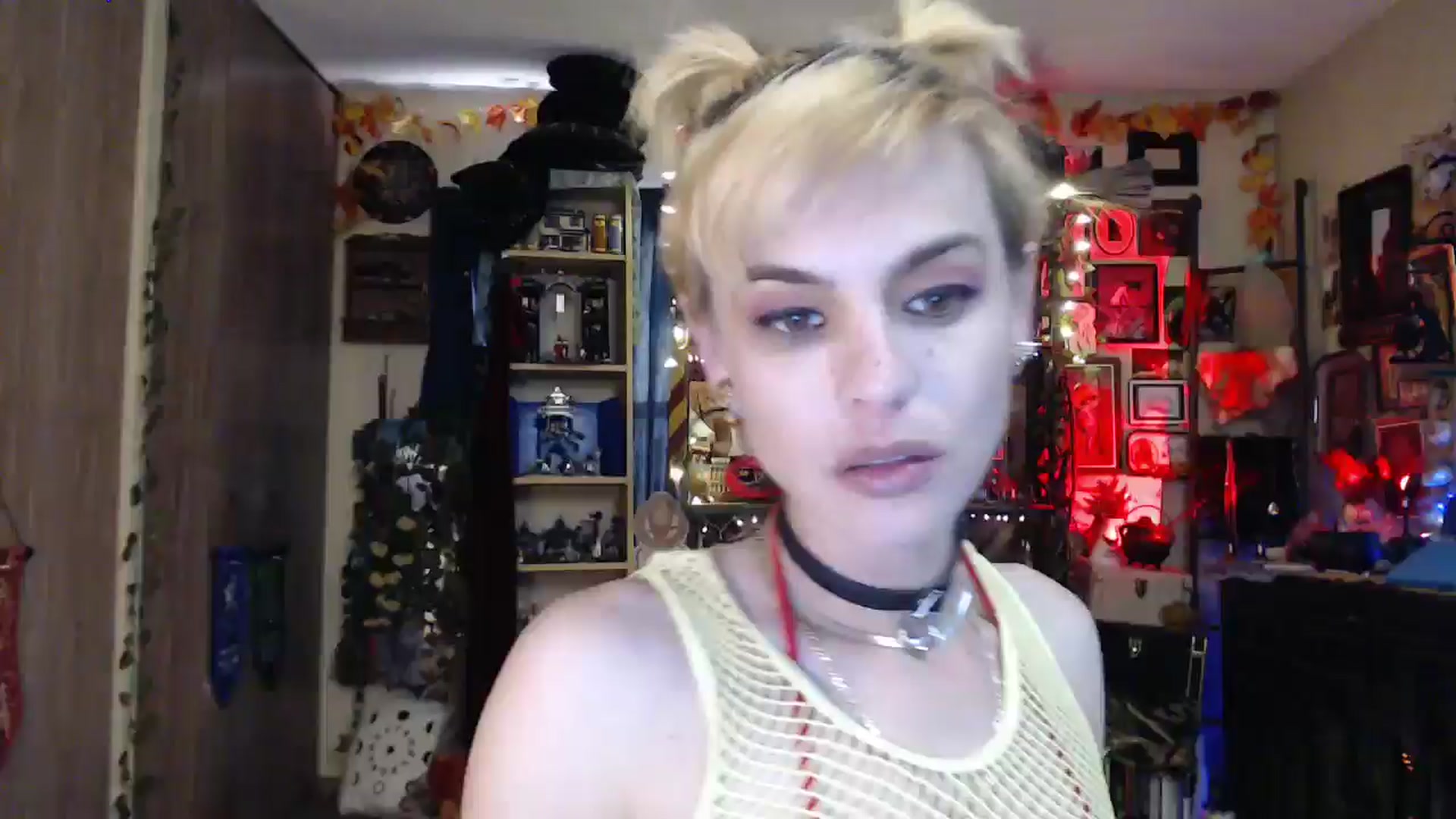 Gallery image thumbnail from Ancored's myfreecams stream on, 04/29/2025, 01:41 image 8 of 20