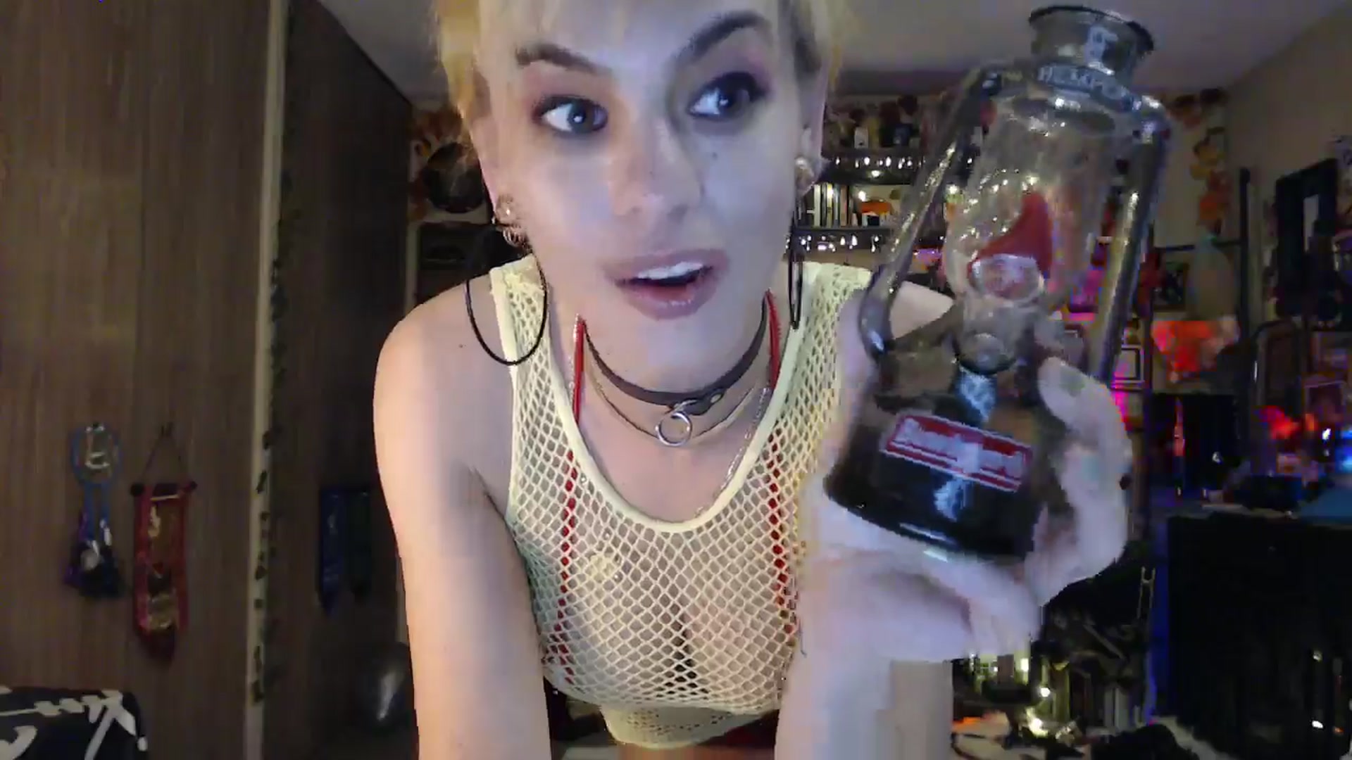 Gallery image thumbnail from Ancored's myfreecams stream on, 04/29/2025, 01:41 image 13 of 20