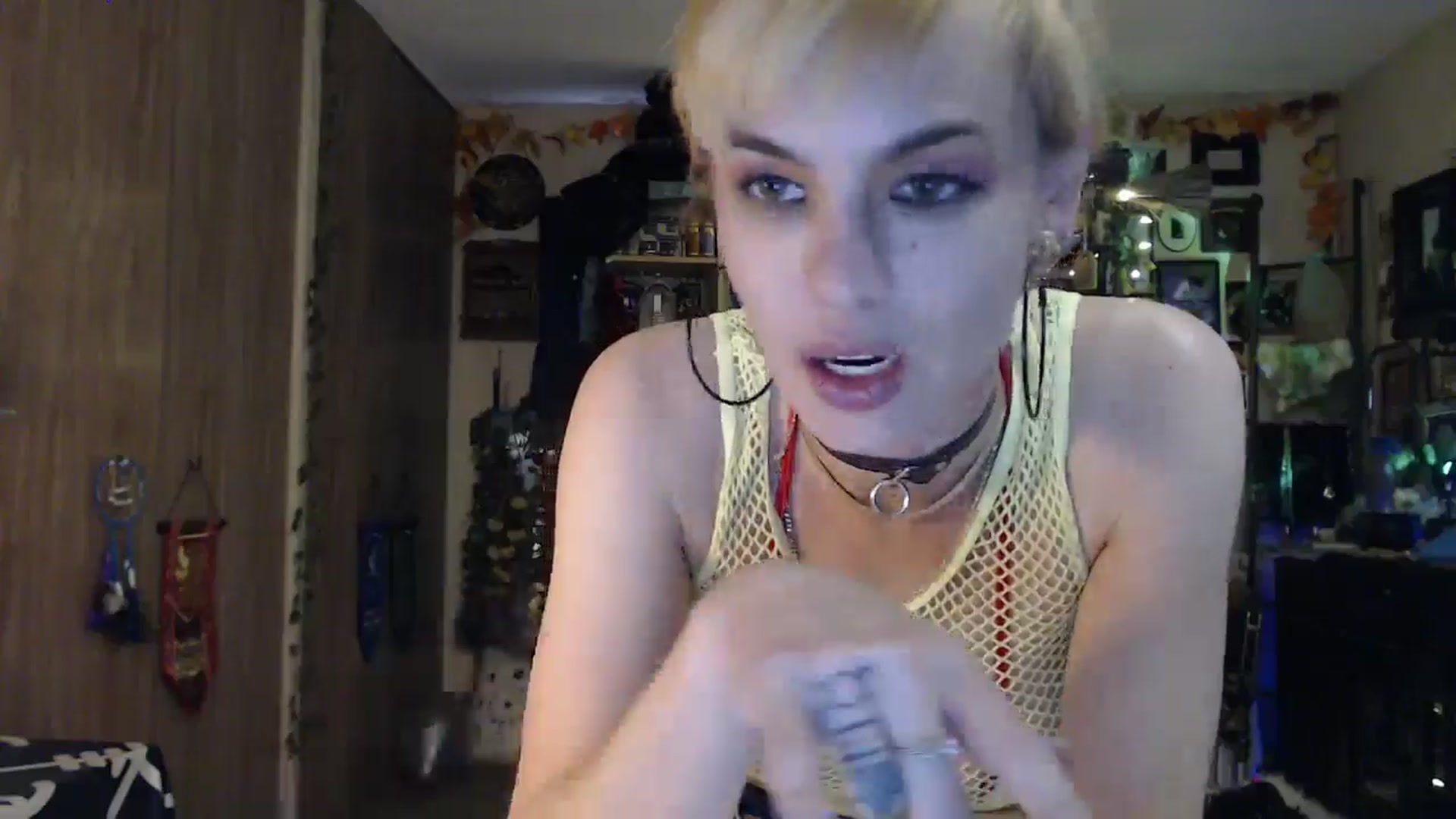 Gallery image thumbnail from Ancored's myfreecams stream on, 04/29/2025, 01:41 image 12 of 20