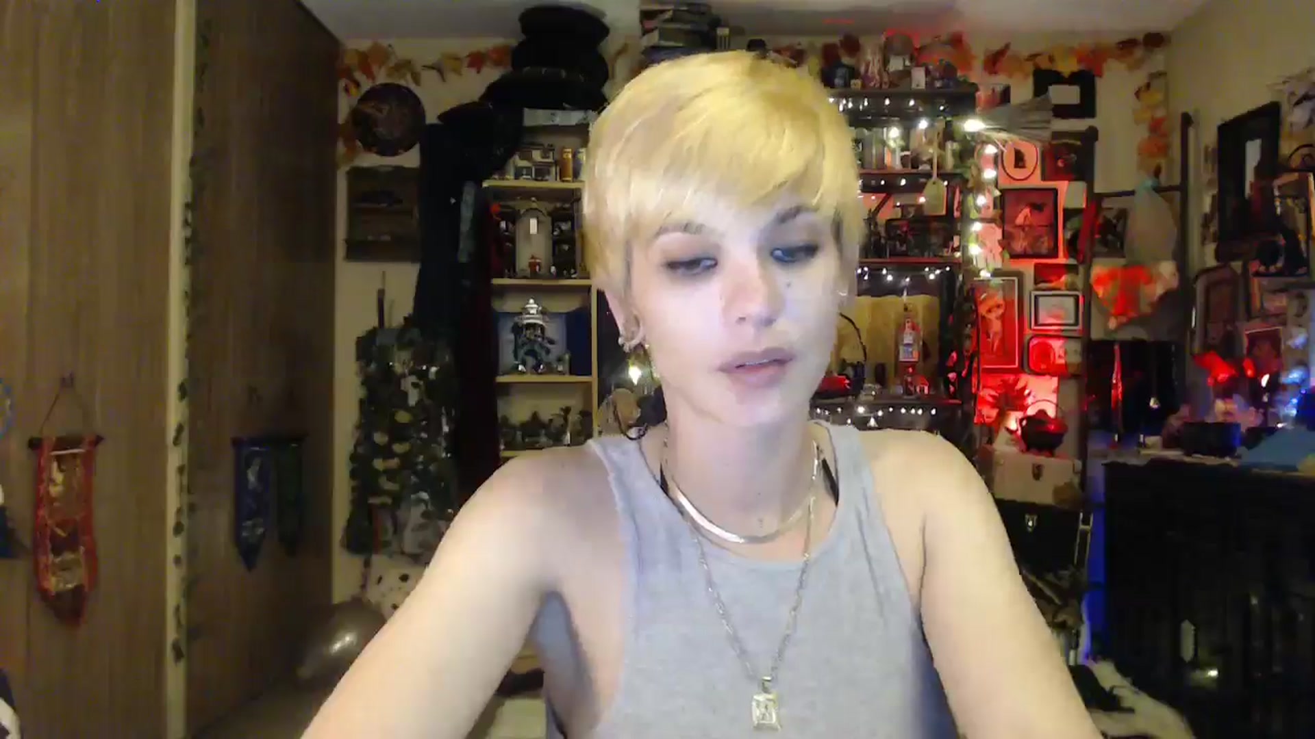Gallery image thumbnail from Ancored's myfreecams stream on, 04/30/2025, 03:11 image 6 of 20
