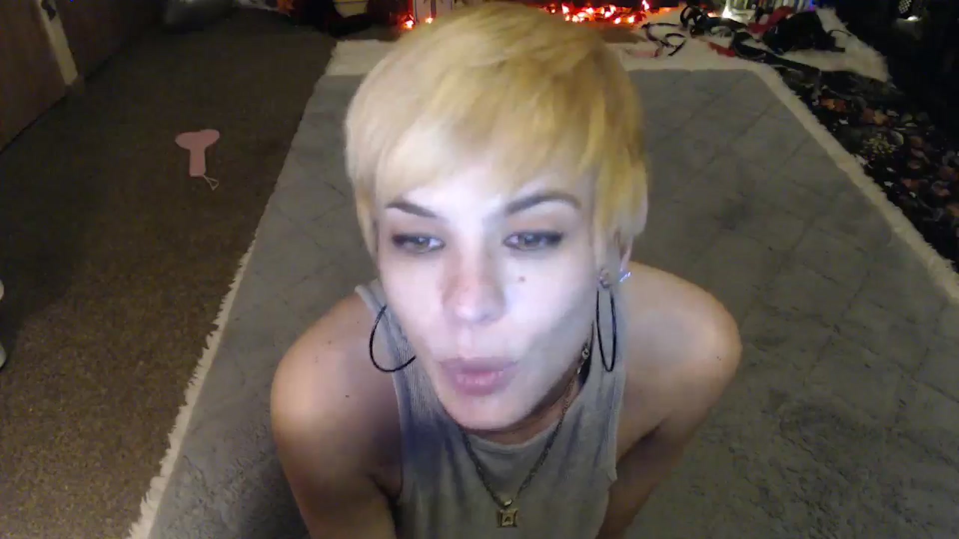 Gallery image thumbnail from Ancored's myfreecams stream on, 04/30/2025, 03:11 image 15 of 20