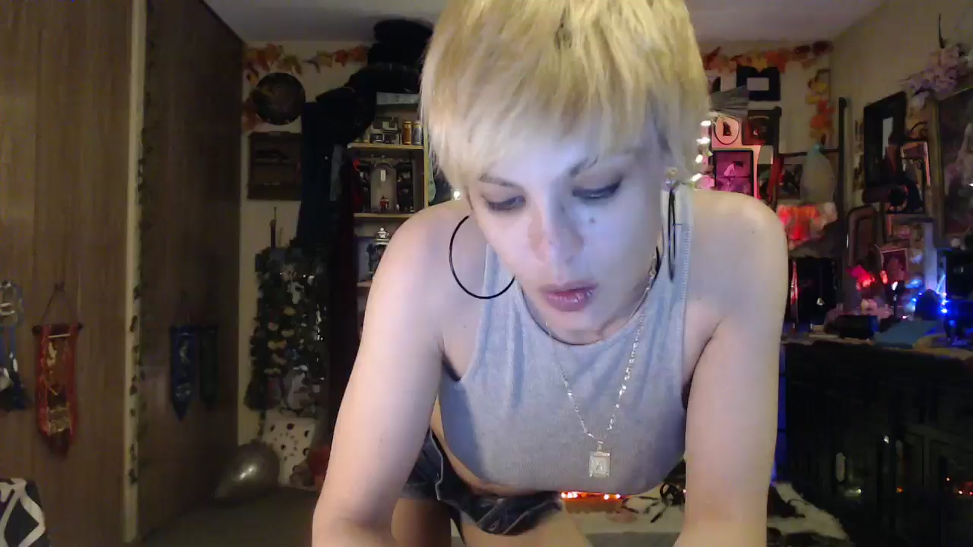 Gallery image thumbnail from Ancored's myfreecams stream on, 04/30/2025, 04:40 image 1 of 20
