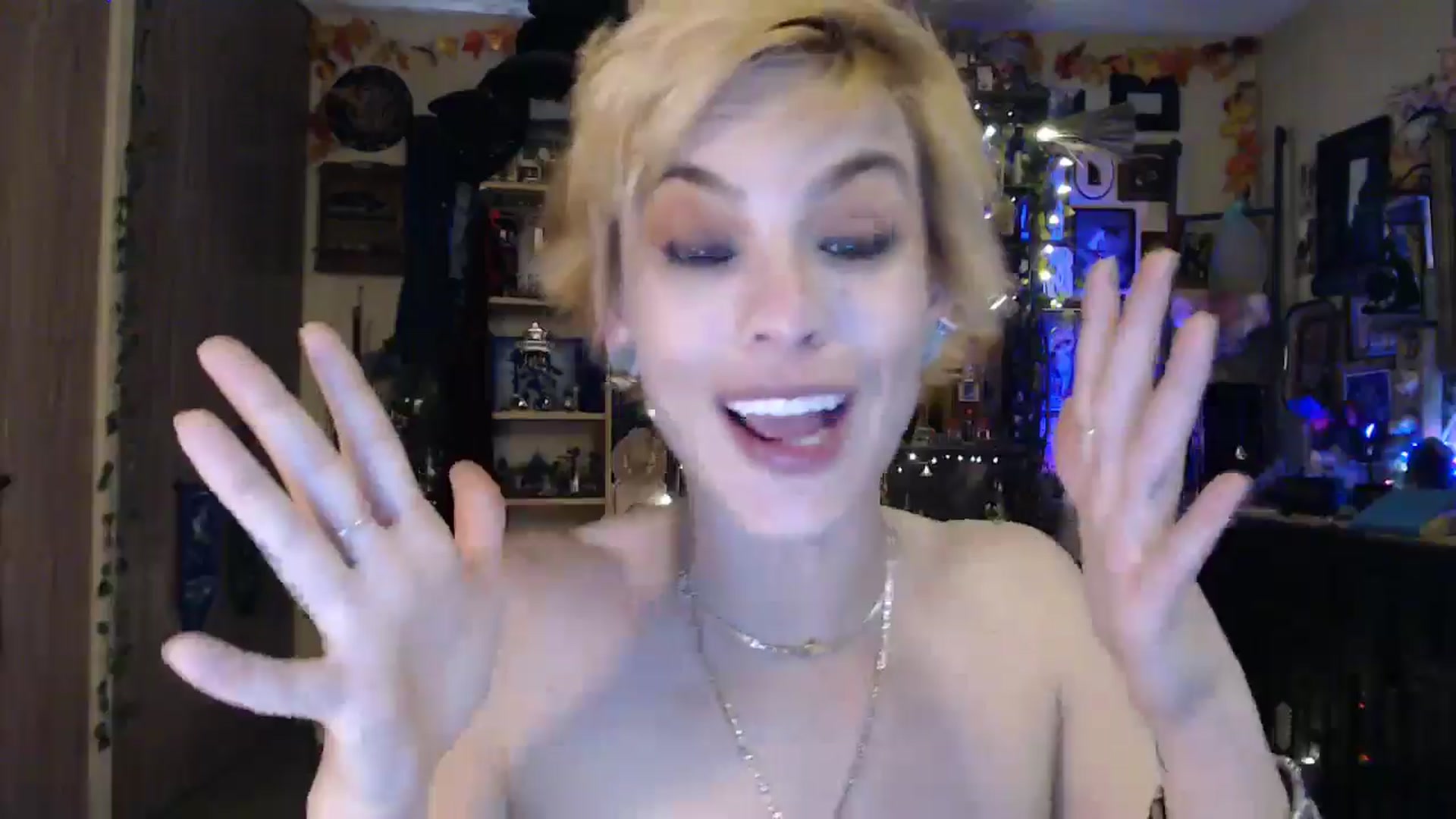 Gallery image thumbnail from Ancored's myfreecams stream on, 05/01/2025, 24:28 image 8 of 20