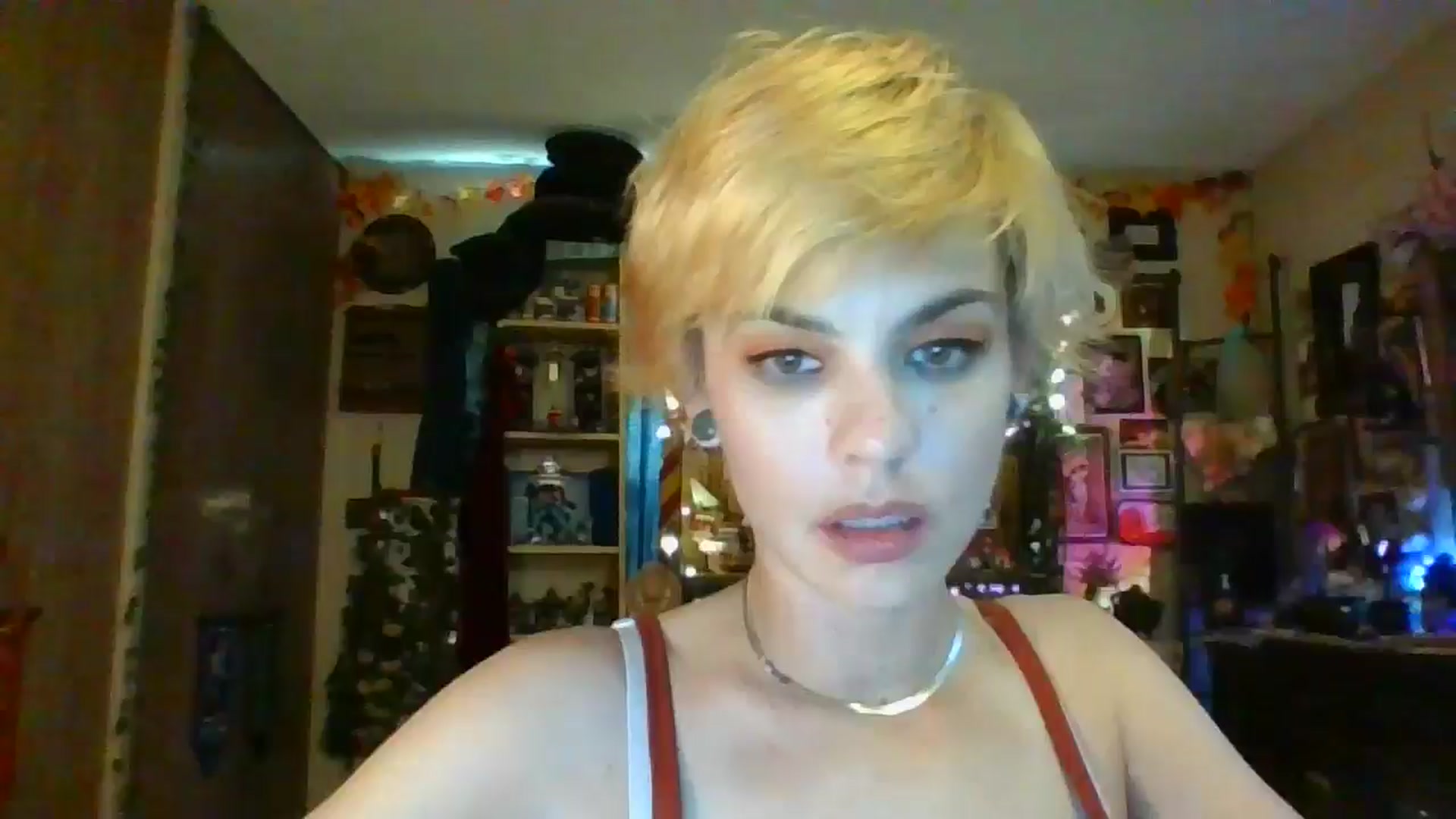Gallery image thumbnail from Ancored's myfreecams stream on, 05/13/2025, 02:21 image 1 of 20
