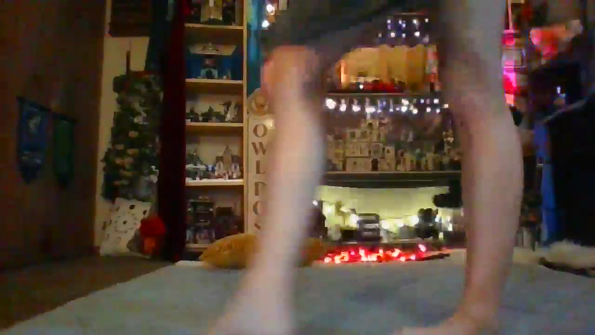 Gallery image thumbnail from Ancored's myfreecams stream on, 05/14/2025, 24:55 image 16 of 20